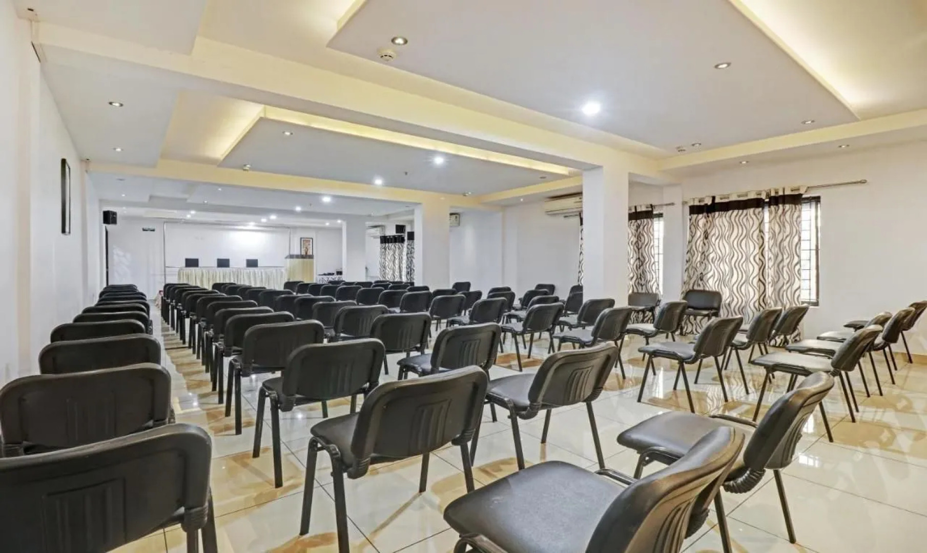 Treebo Symphony Hotels And Resorts Angamally