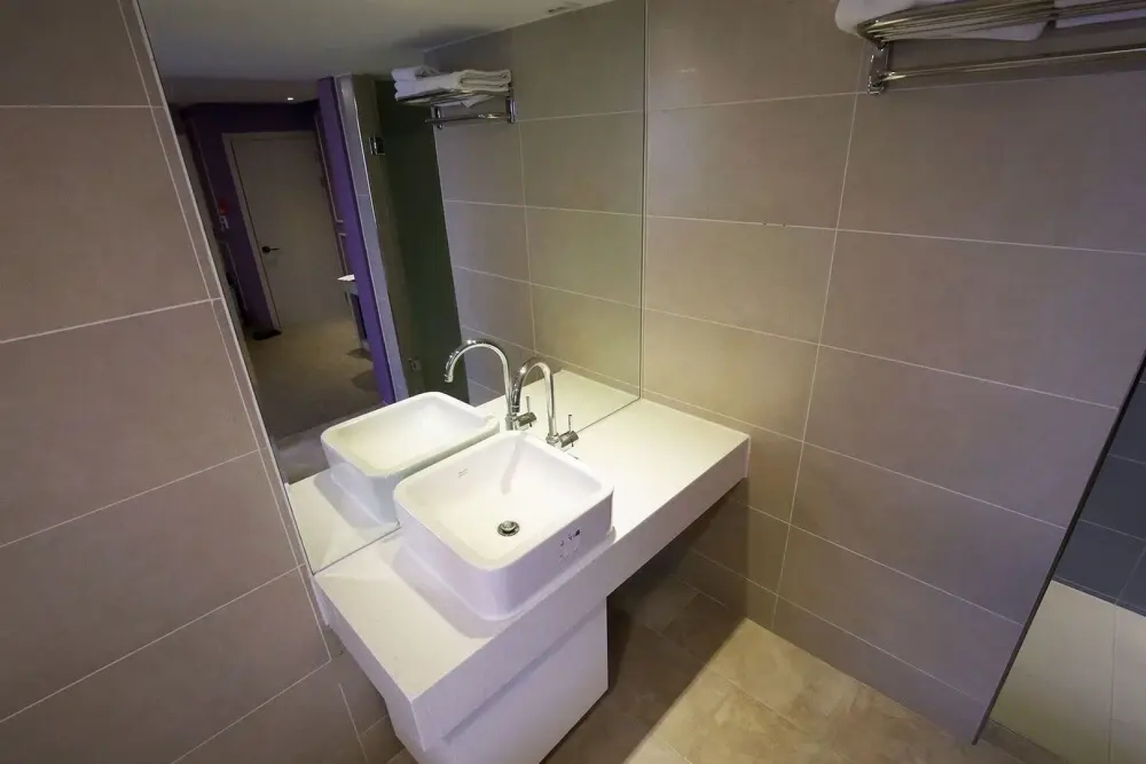 Asan Urban Brown Hotel