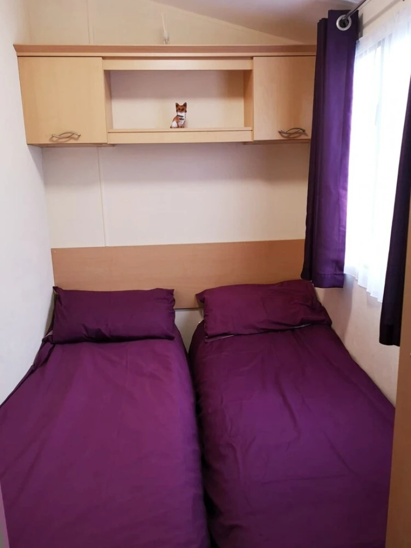 Whitstable Caravan - 5 Minutes Away From the Beach