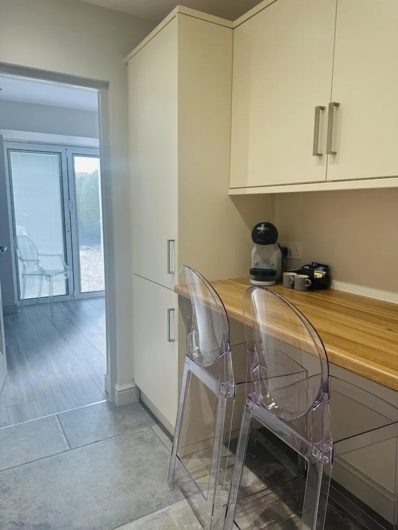 Beautiful 1-bed Studio in Bourne end