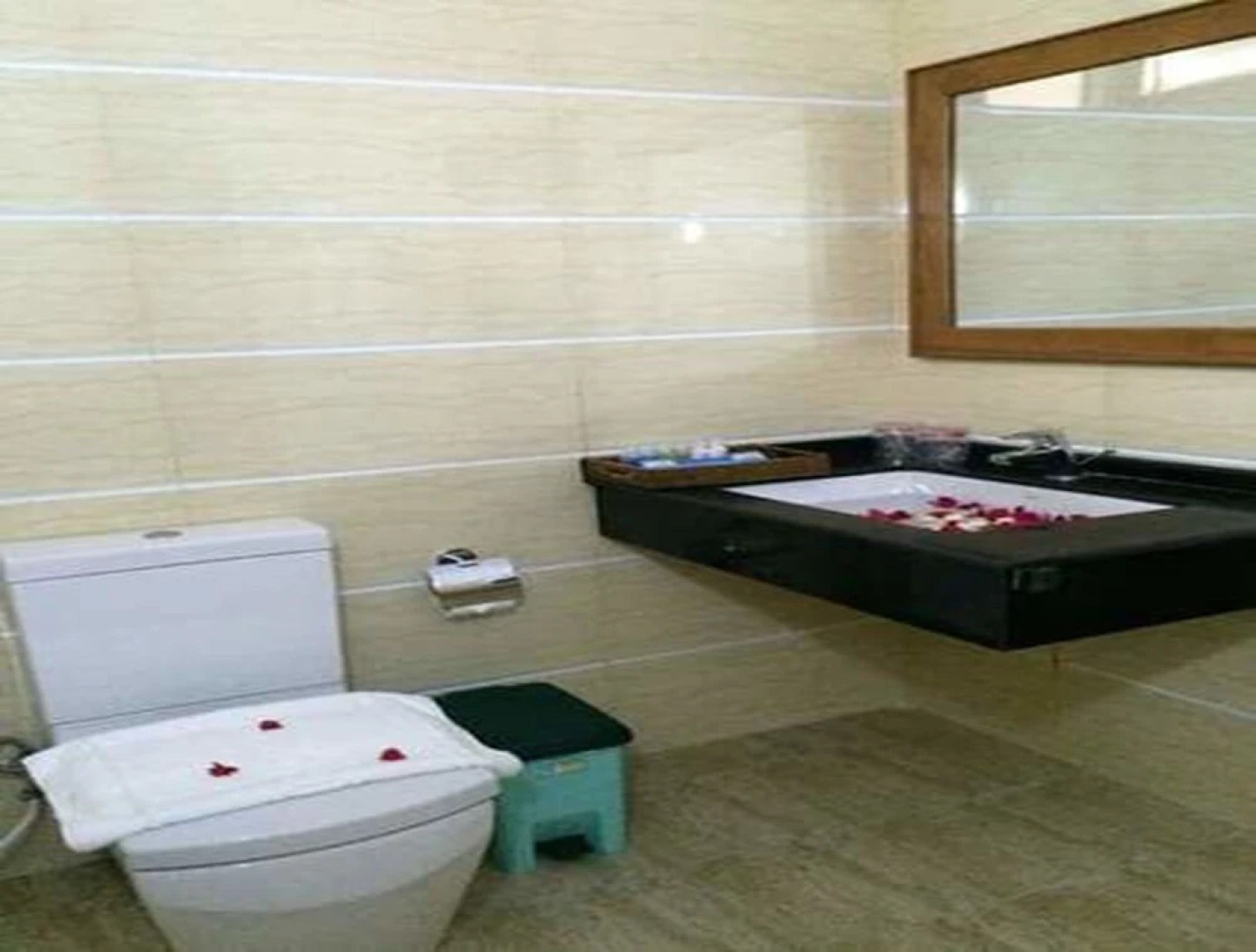 Grand Ngwe Saung Resort