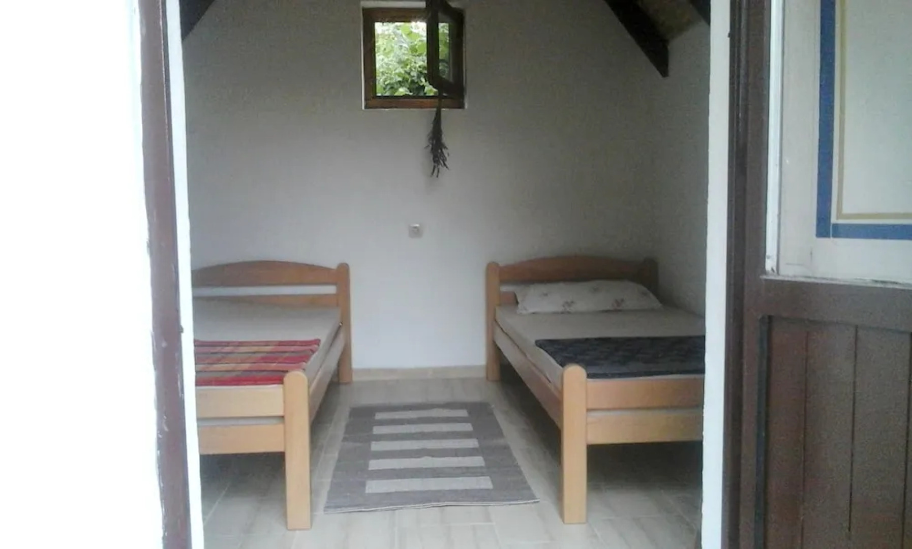 Bungalow With 2 Bedrooms in Kutina, With Enclosed Garden and Wifi