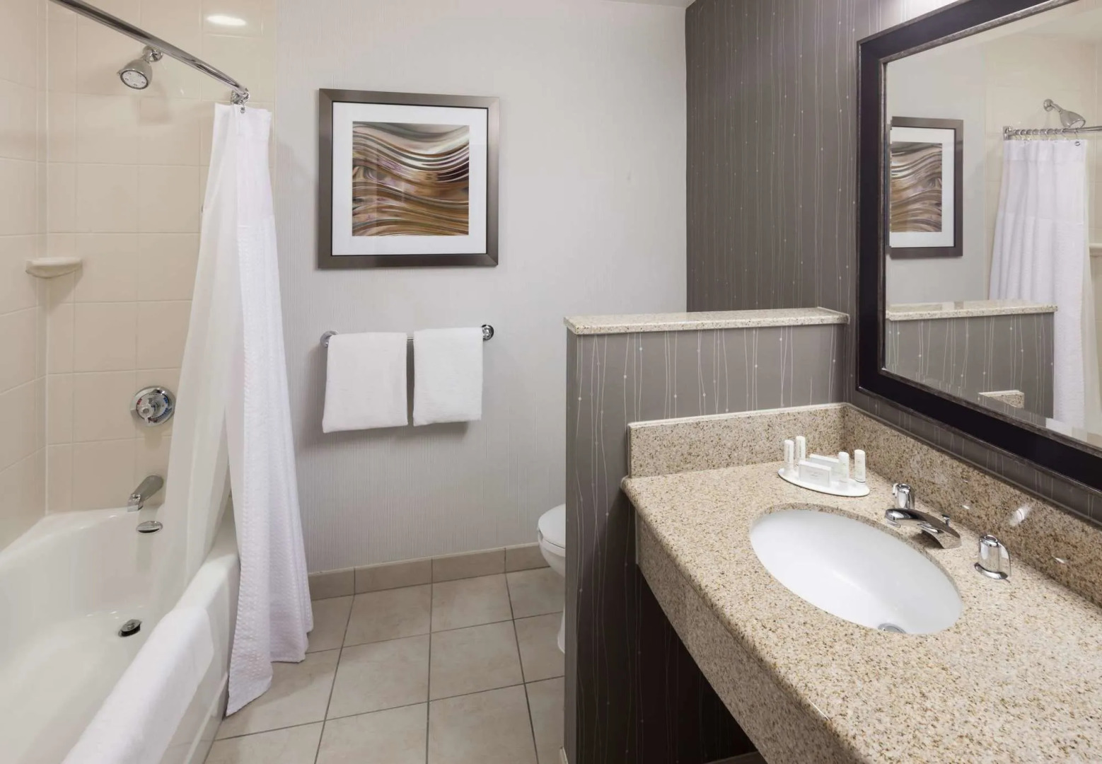 Courtyard Santa Clarita