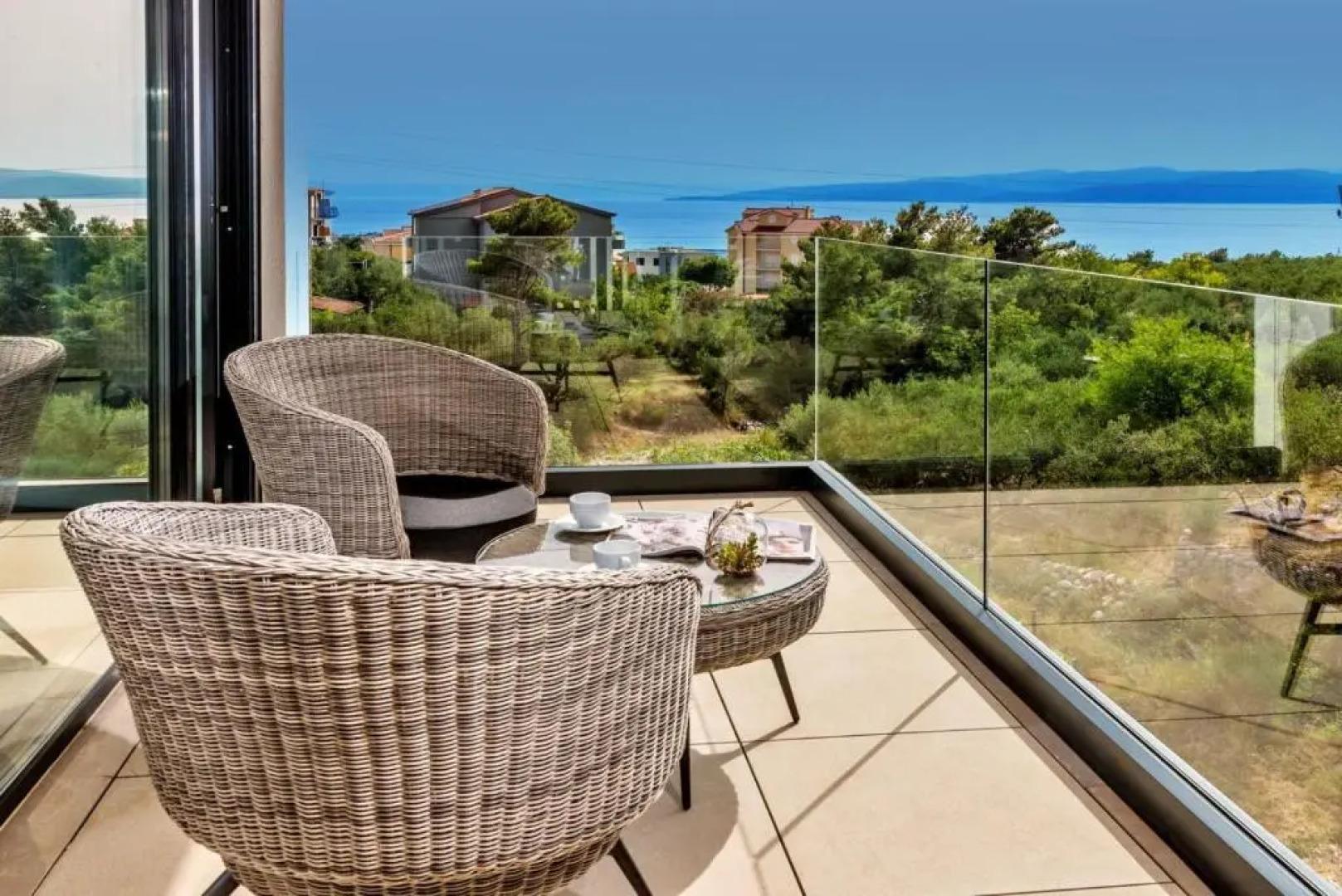 Luxury Villa Delight I Promajna with pool, gym, sauna and jacuzzi