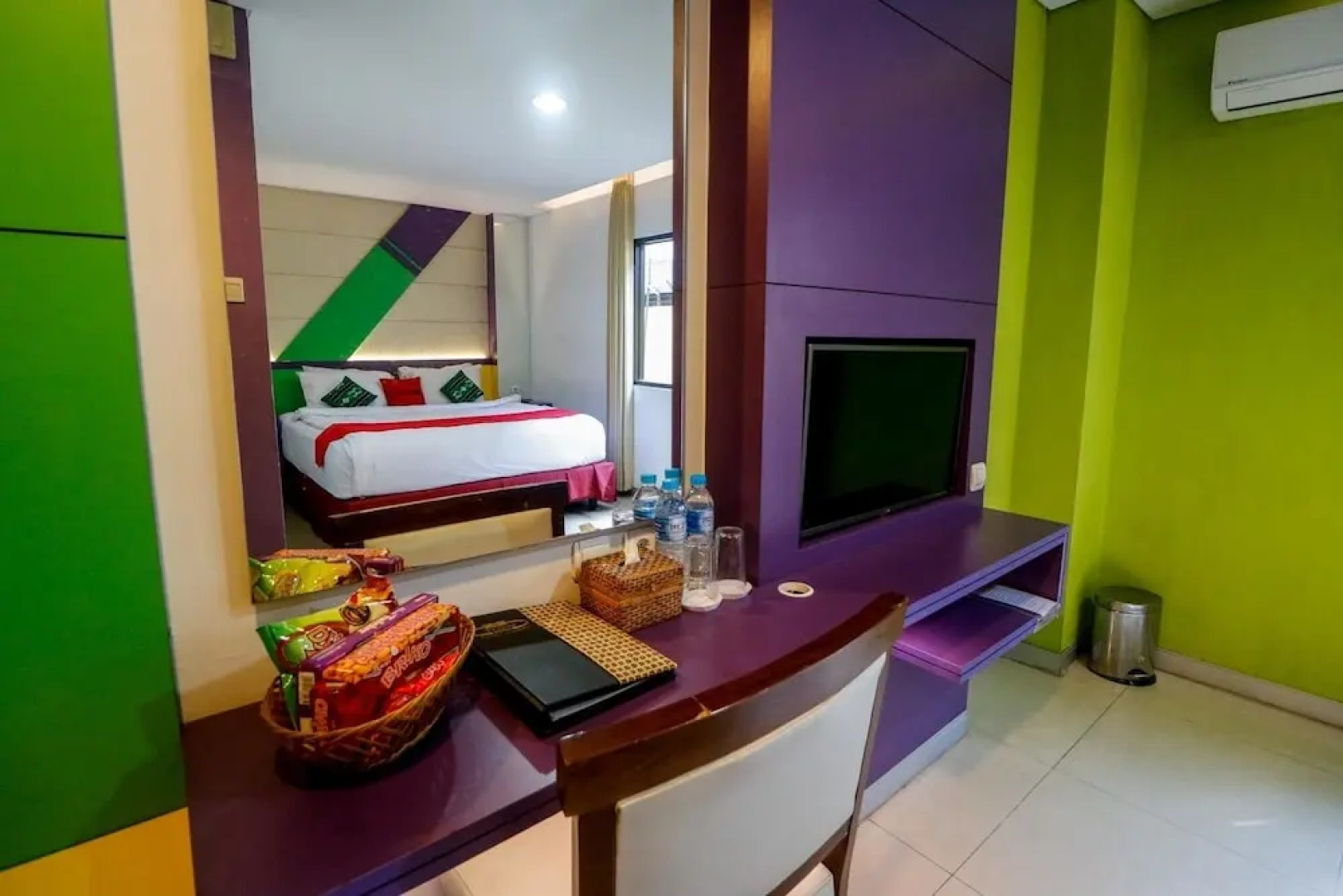 RedDoorz Plus near Universitas Lambung Mangkurat