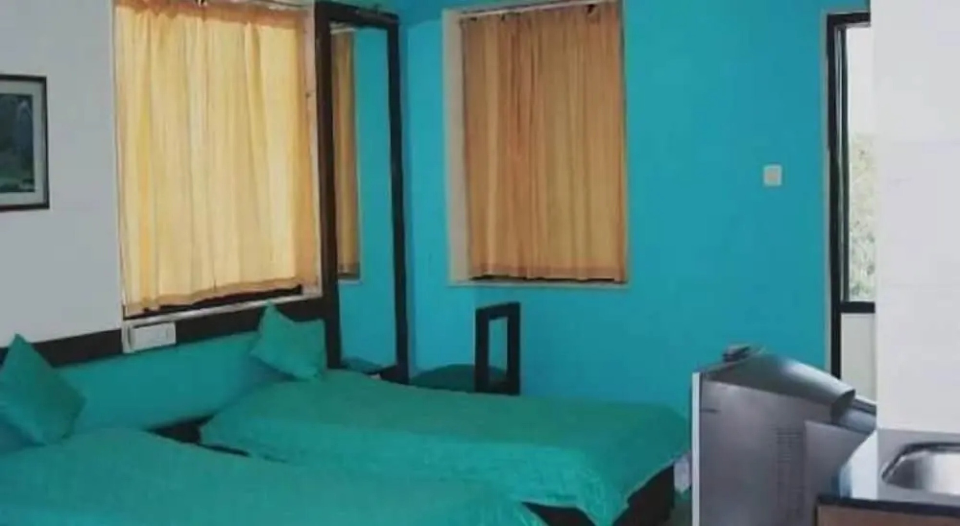 Tisha Apartment Hotel