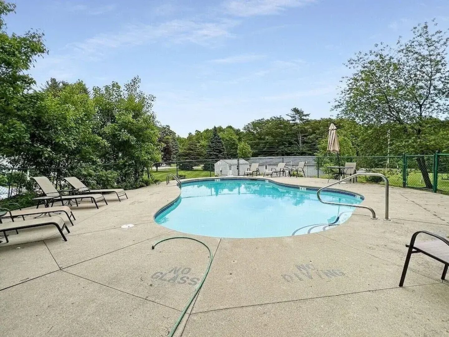 Captain's Quarters, 1.5 Miles to Downtown Ogunquit!