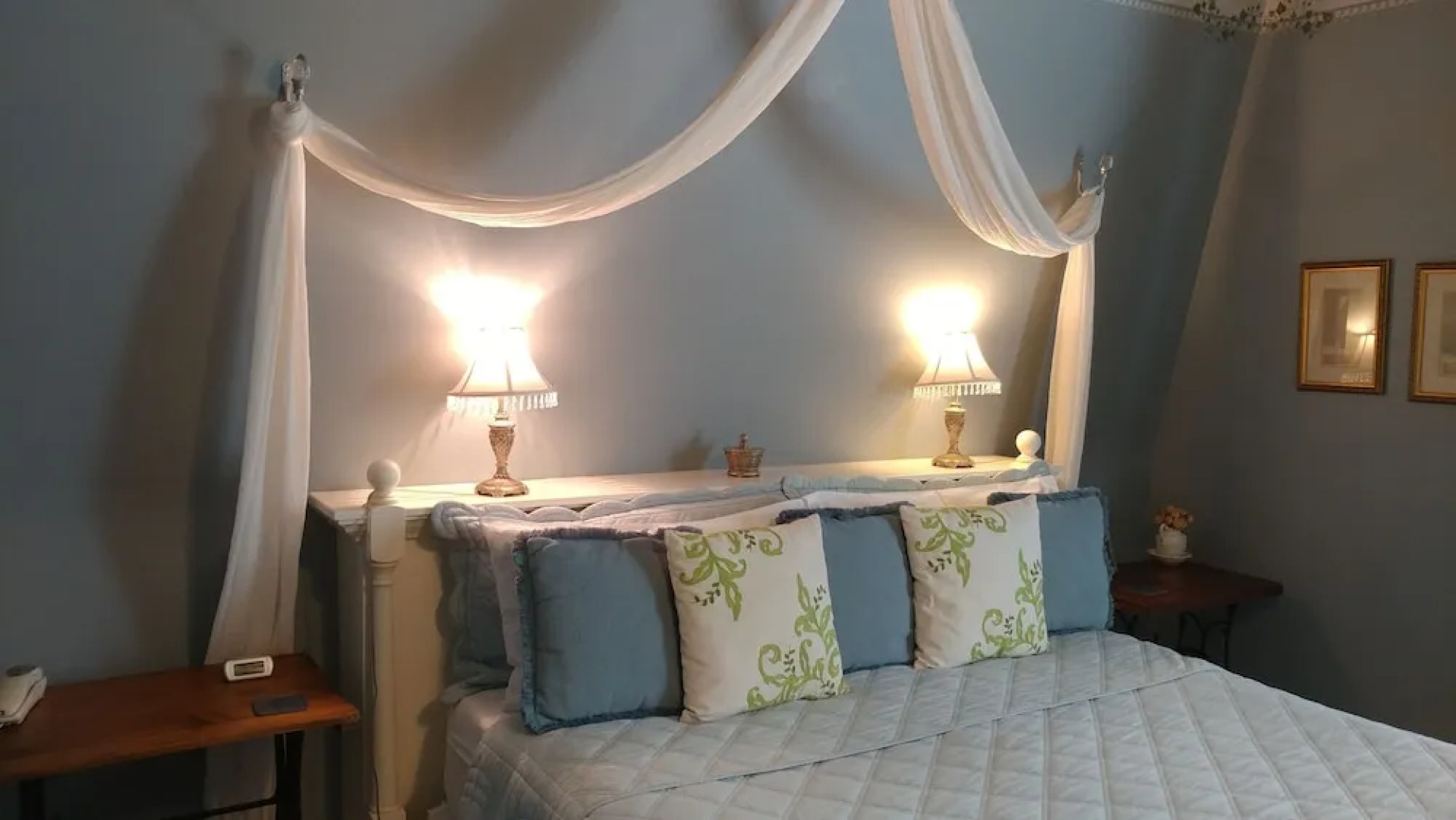 The Iron Gate Inn & Winery