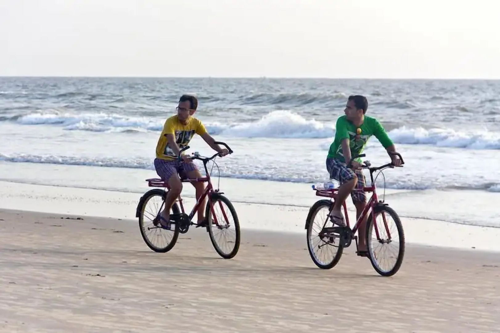 Beach House Barcelona Hot Tub & Beach Access