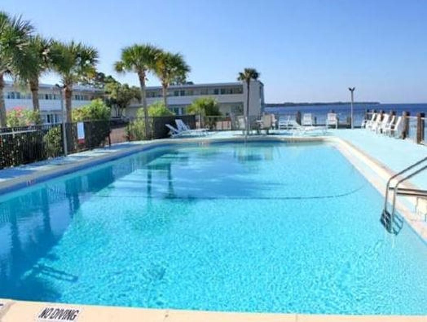 Buccaneer Beach Motel