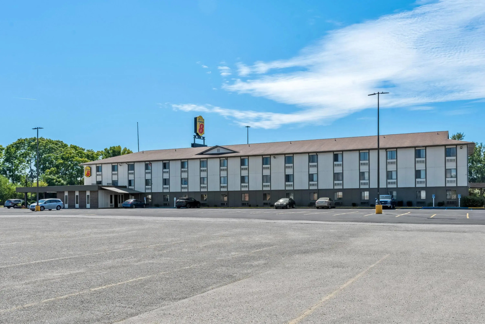 Super 8 by Wyndham Terre Haute