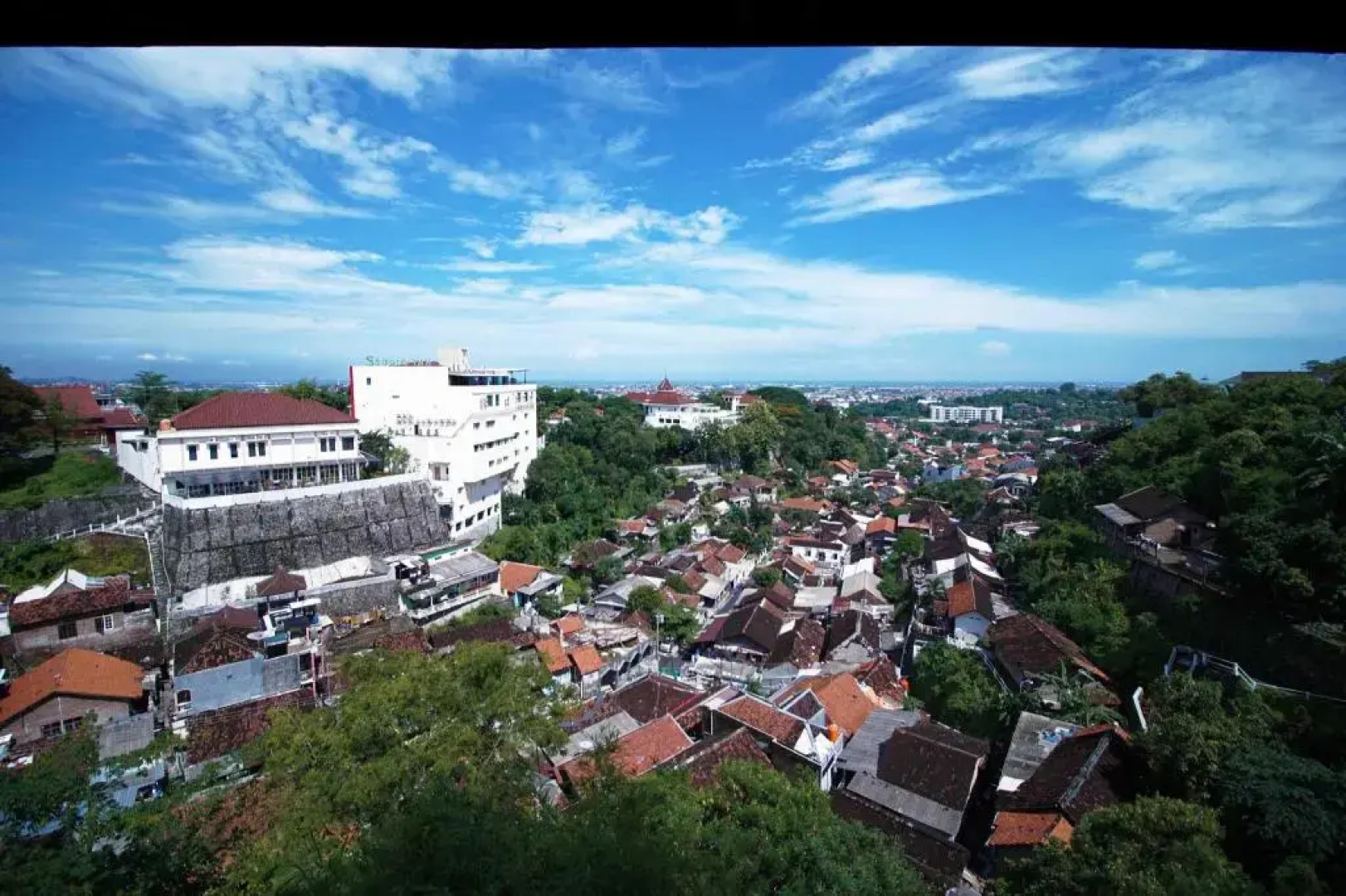 Candiview Hotel