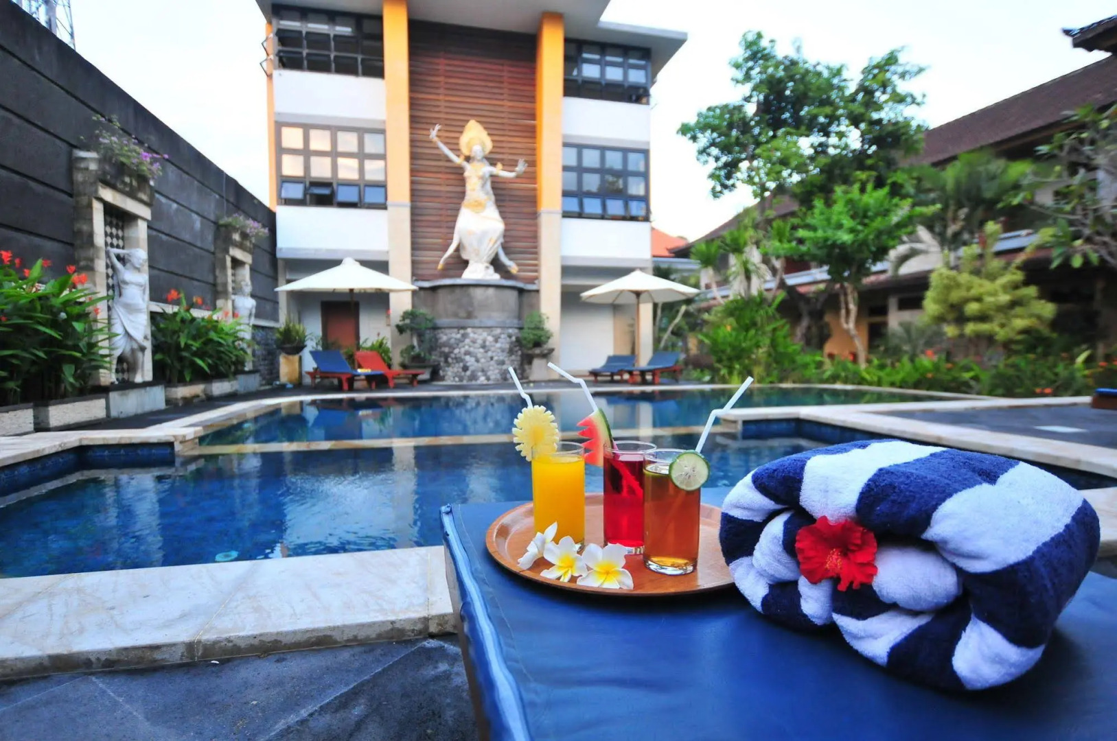 Sandat Hotel Legian