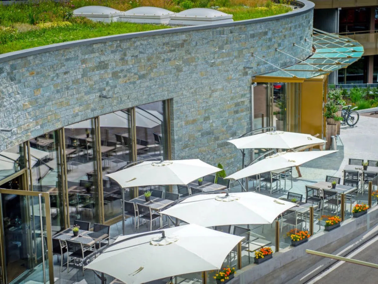 Peaks Place Apartment-Hotel & Spa 23138