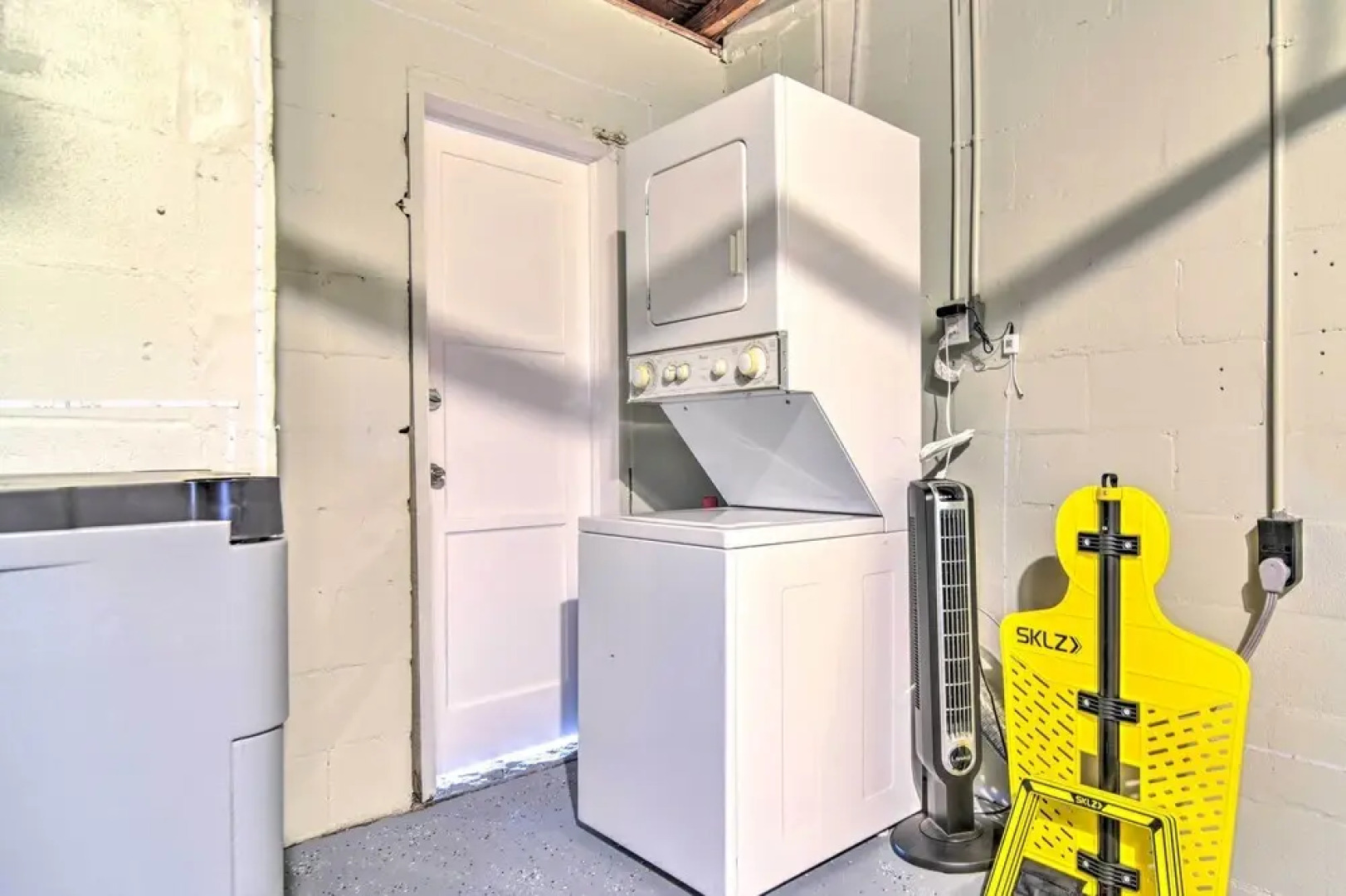 Family-friendly Clearwater Home w/ Game Room!