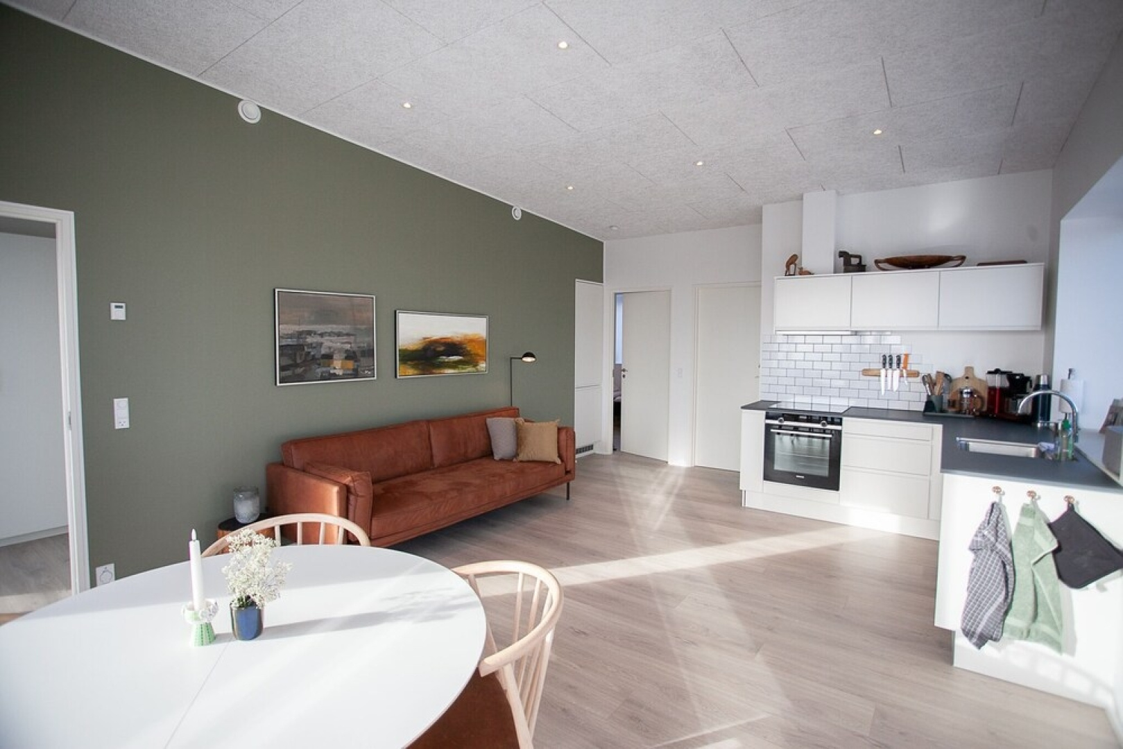 New - Luxurious - View - 2 BR