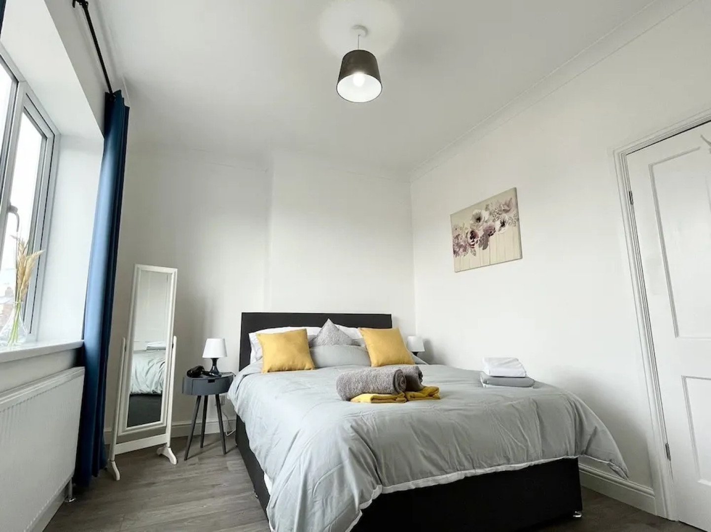 Worksop Newly Refurbished 3-bedroom House