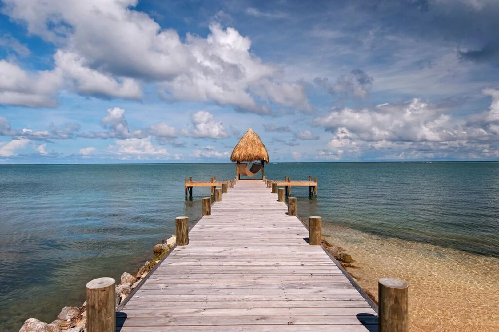 Las Verandas Hotel & Villas