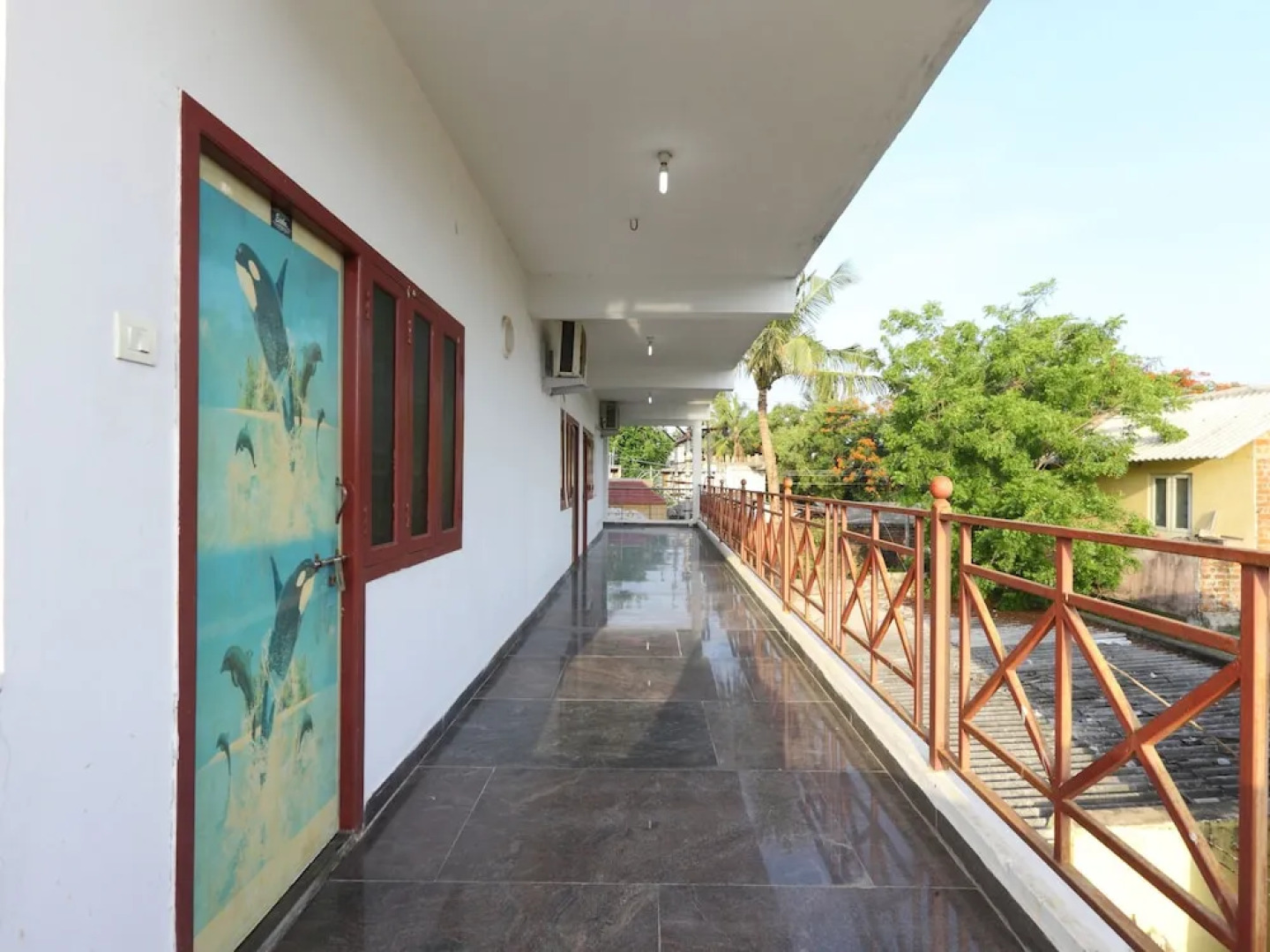 OYO 16067 The Orient Hotel