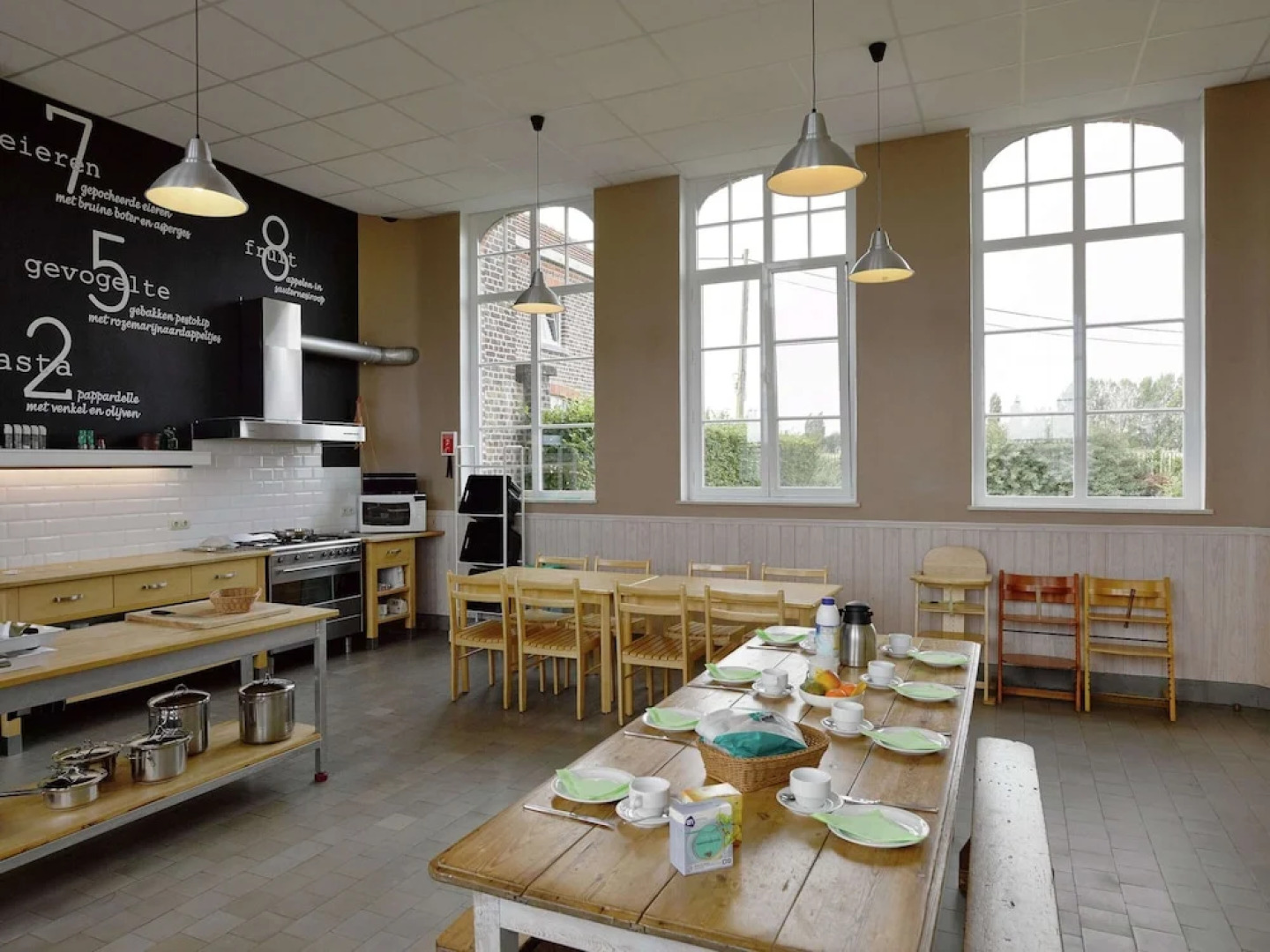 Oud Schooltje De Linde for Twenty Person