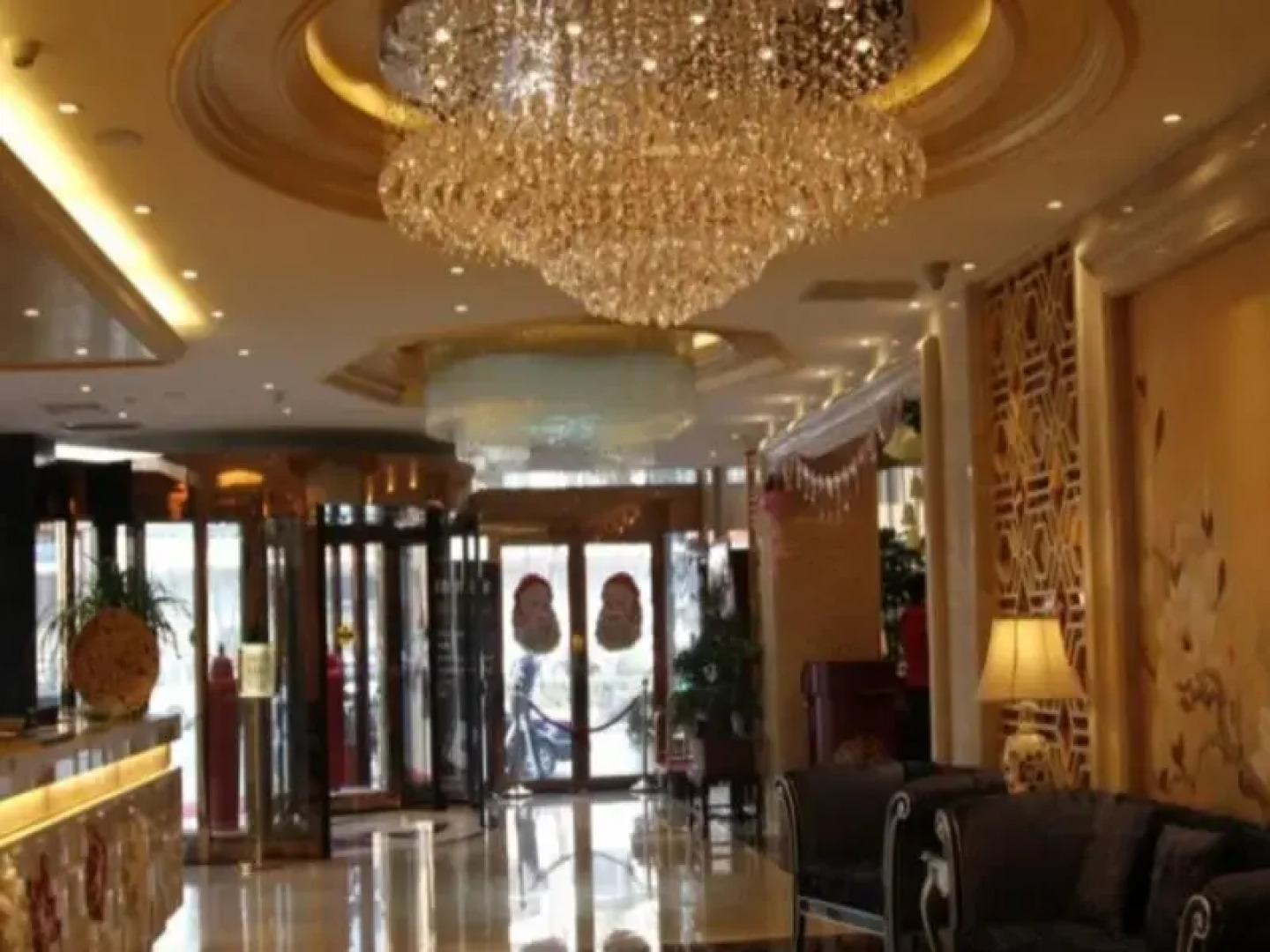 Baoji Noble Hotel