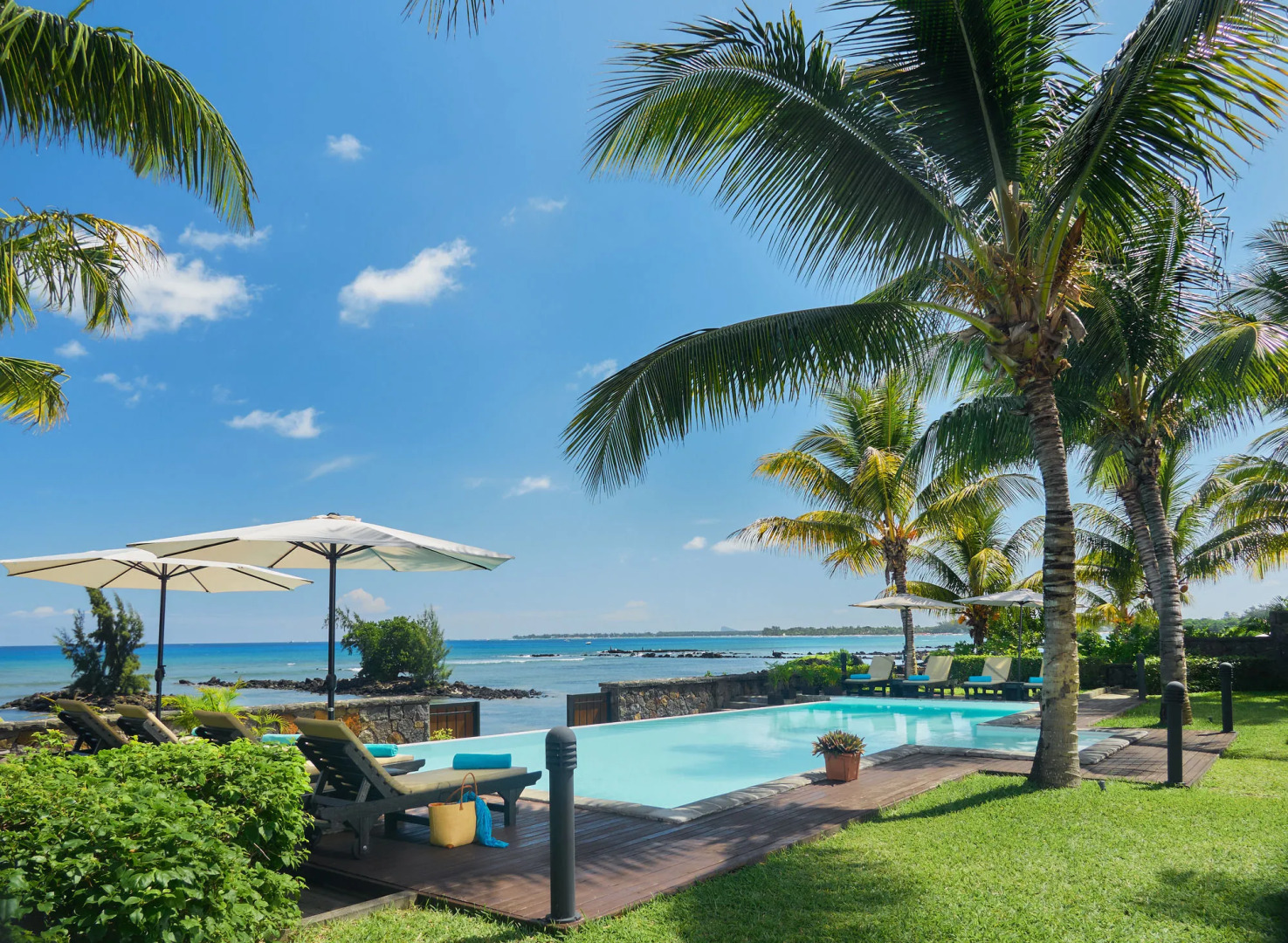 Bel Azur Beach Residence with LOV