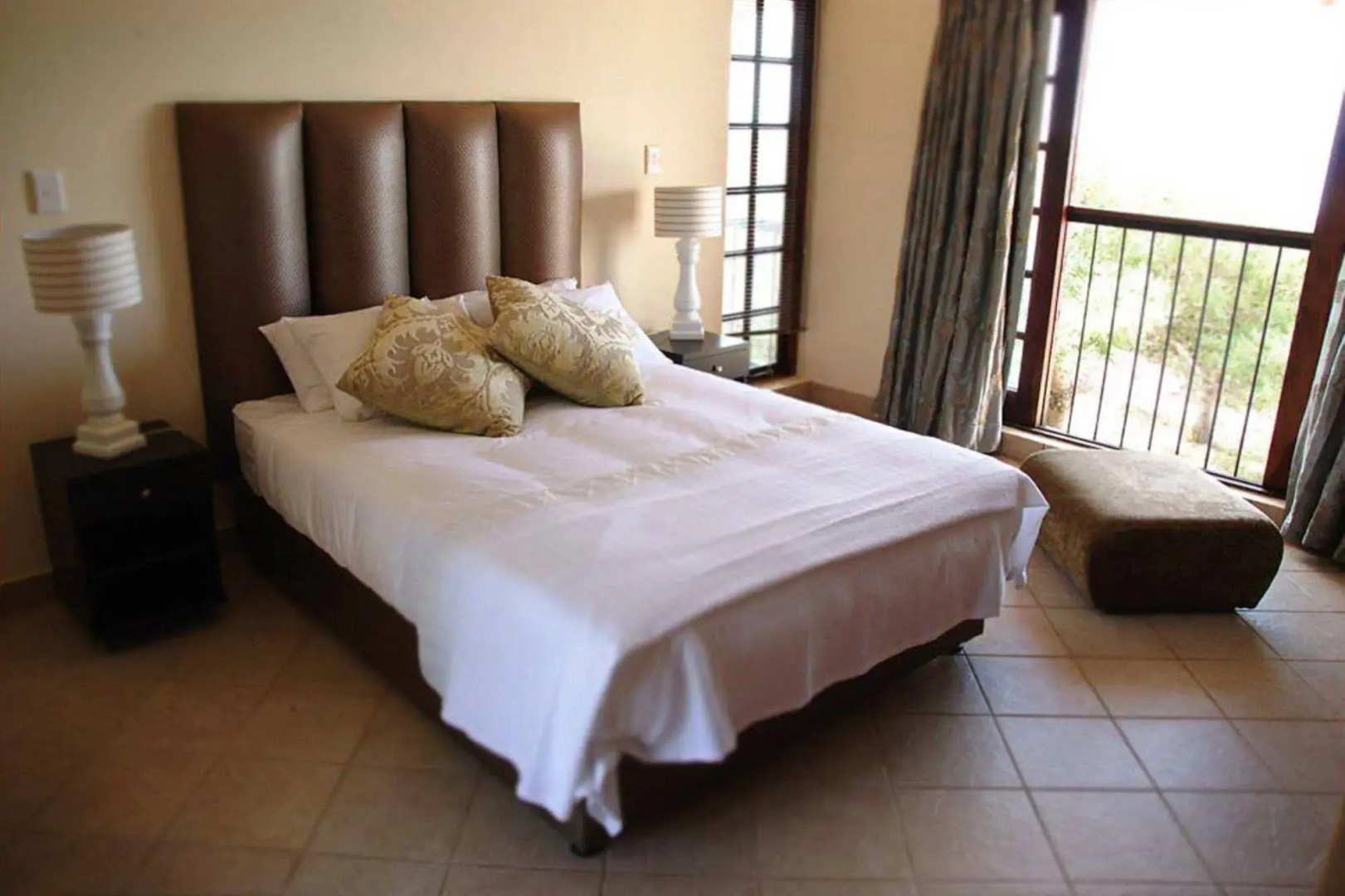 Deacra Villas By Sol Resorts