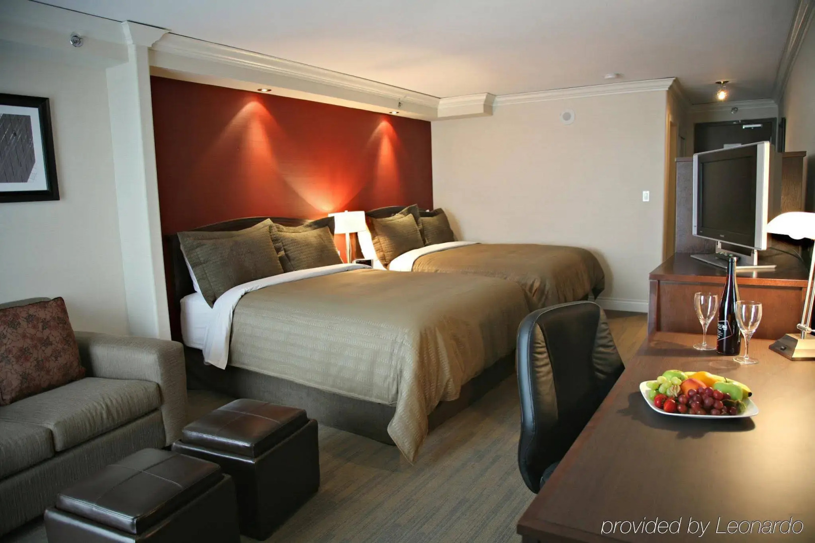 Sandman Signature Toronto Airport Hotel