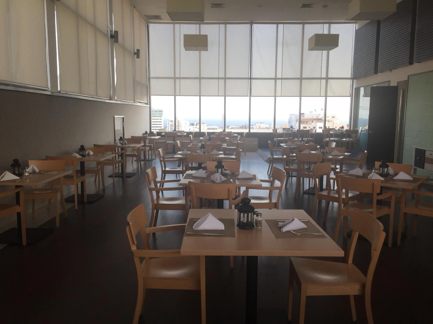 Weston Suites & Hotel