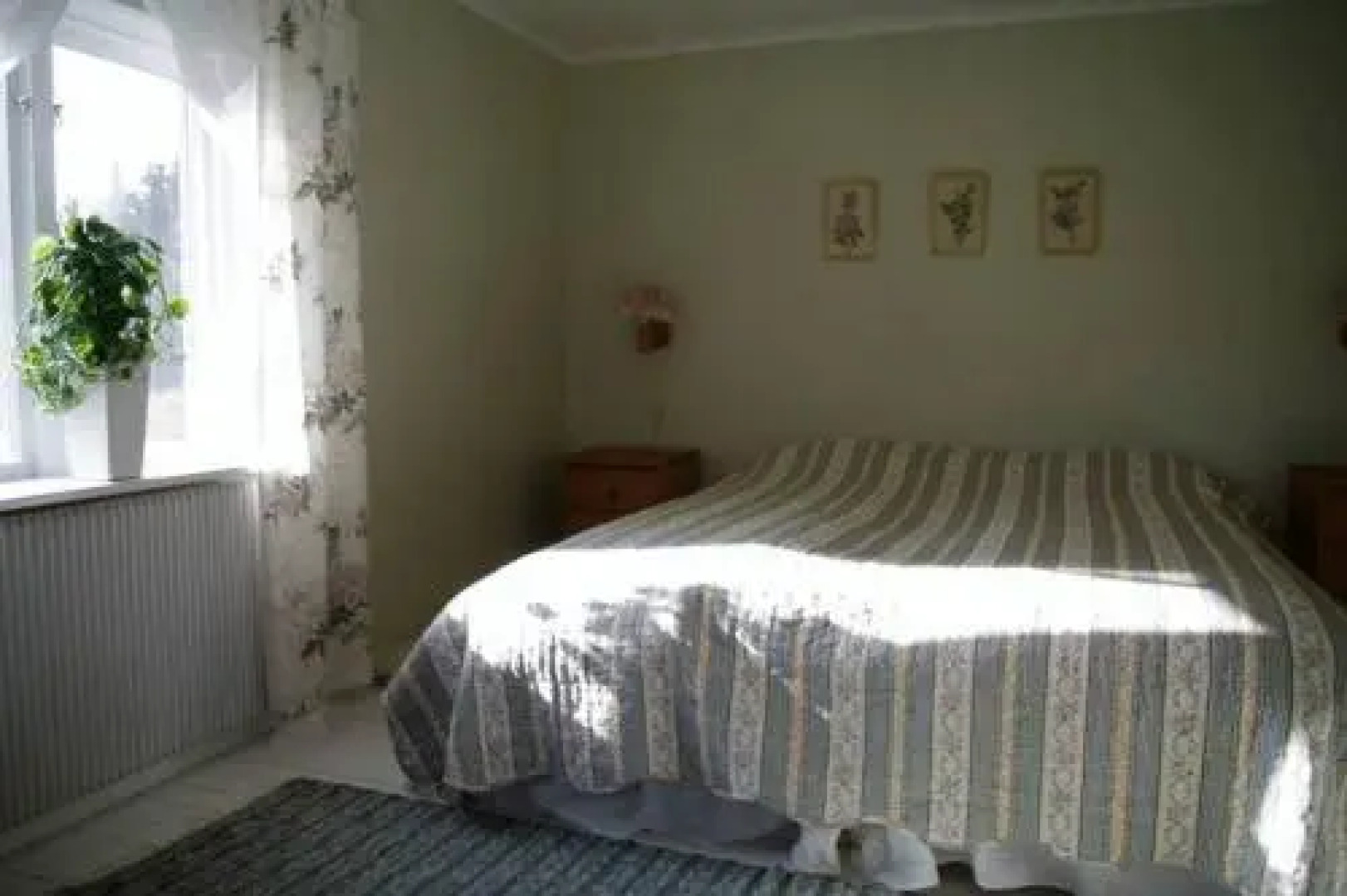 Olstorp Gård Bed & Breakfast