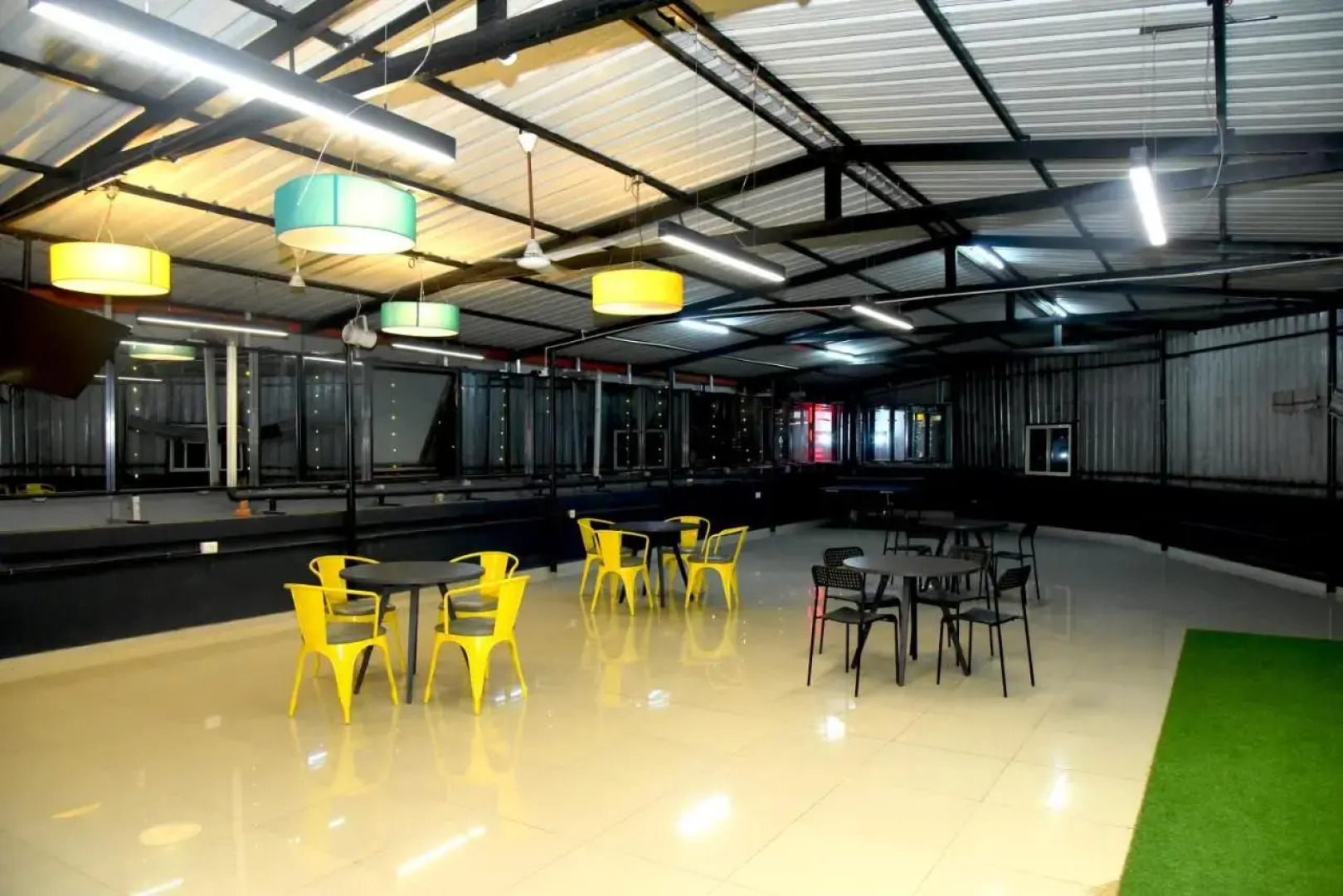 Hotel Aradhya Inn Deralakatte