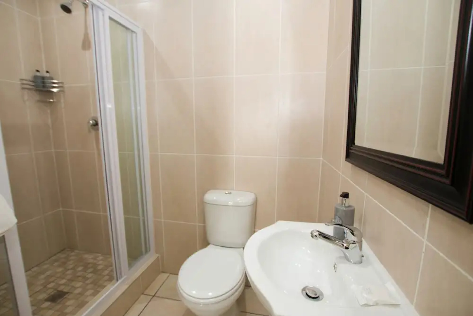 Summer Garden Guest House (Urban Jungle)