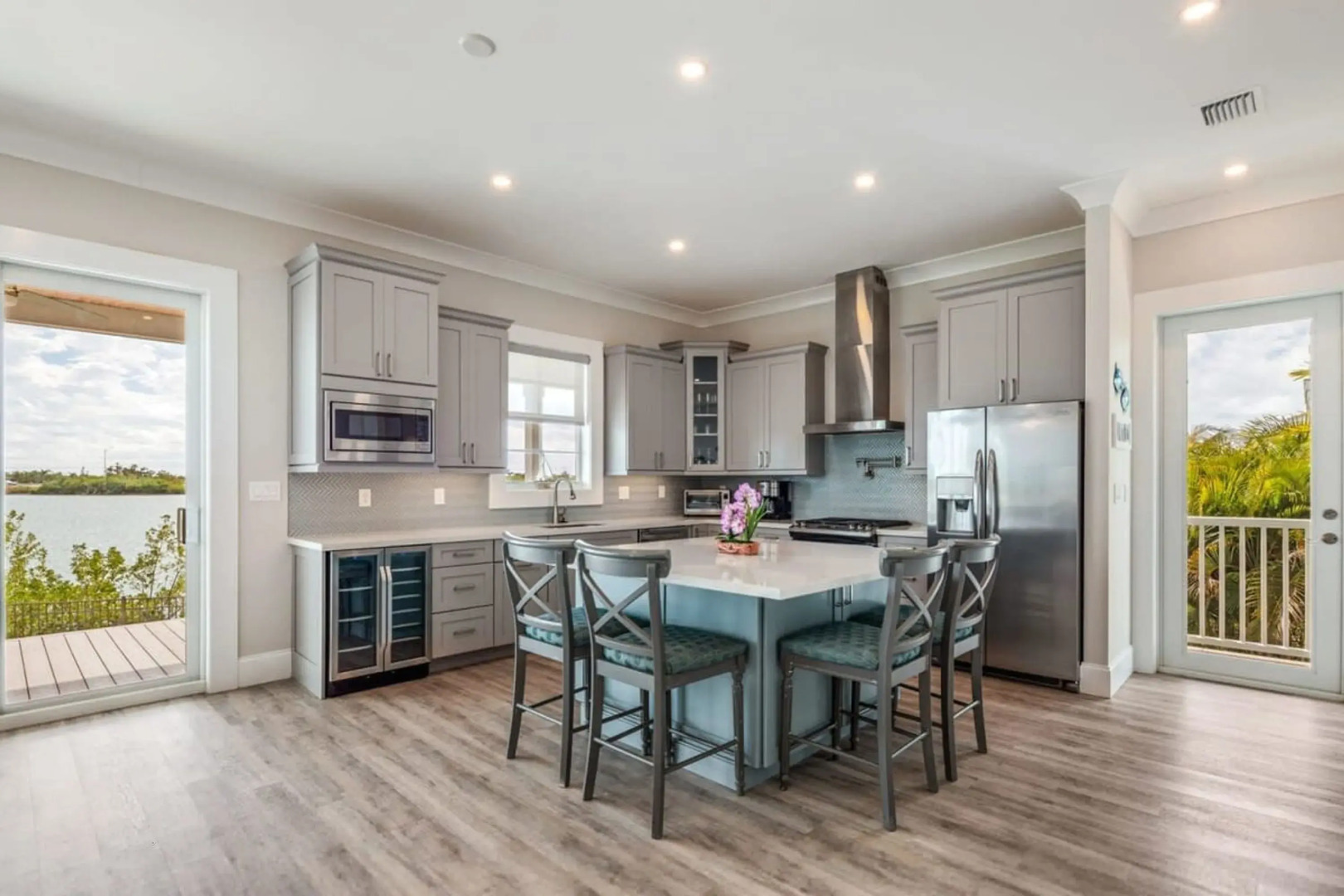 Mastway House by Brightwild Pool Dock