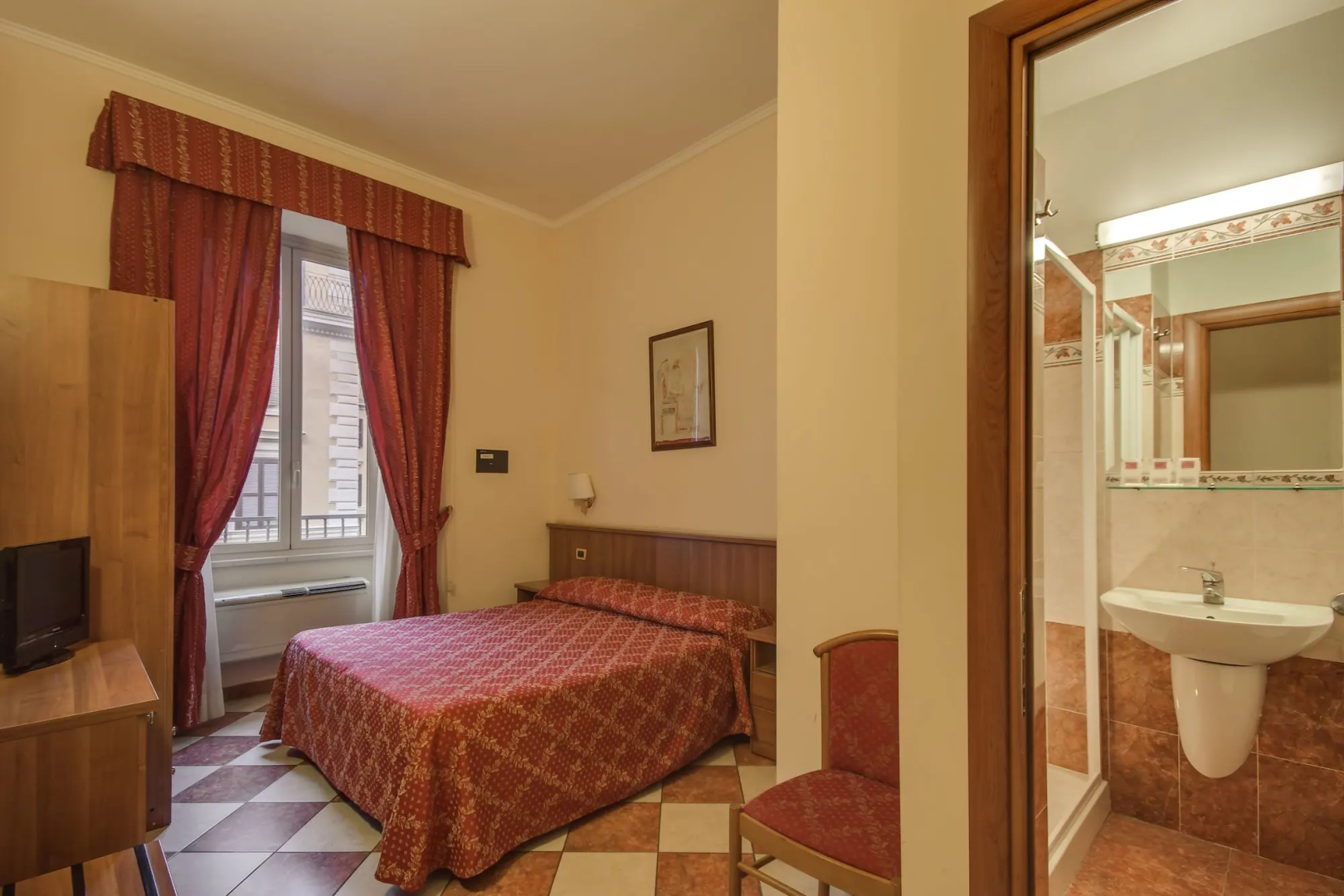 Отель RomAntica