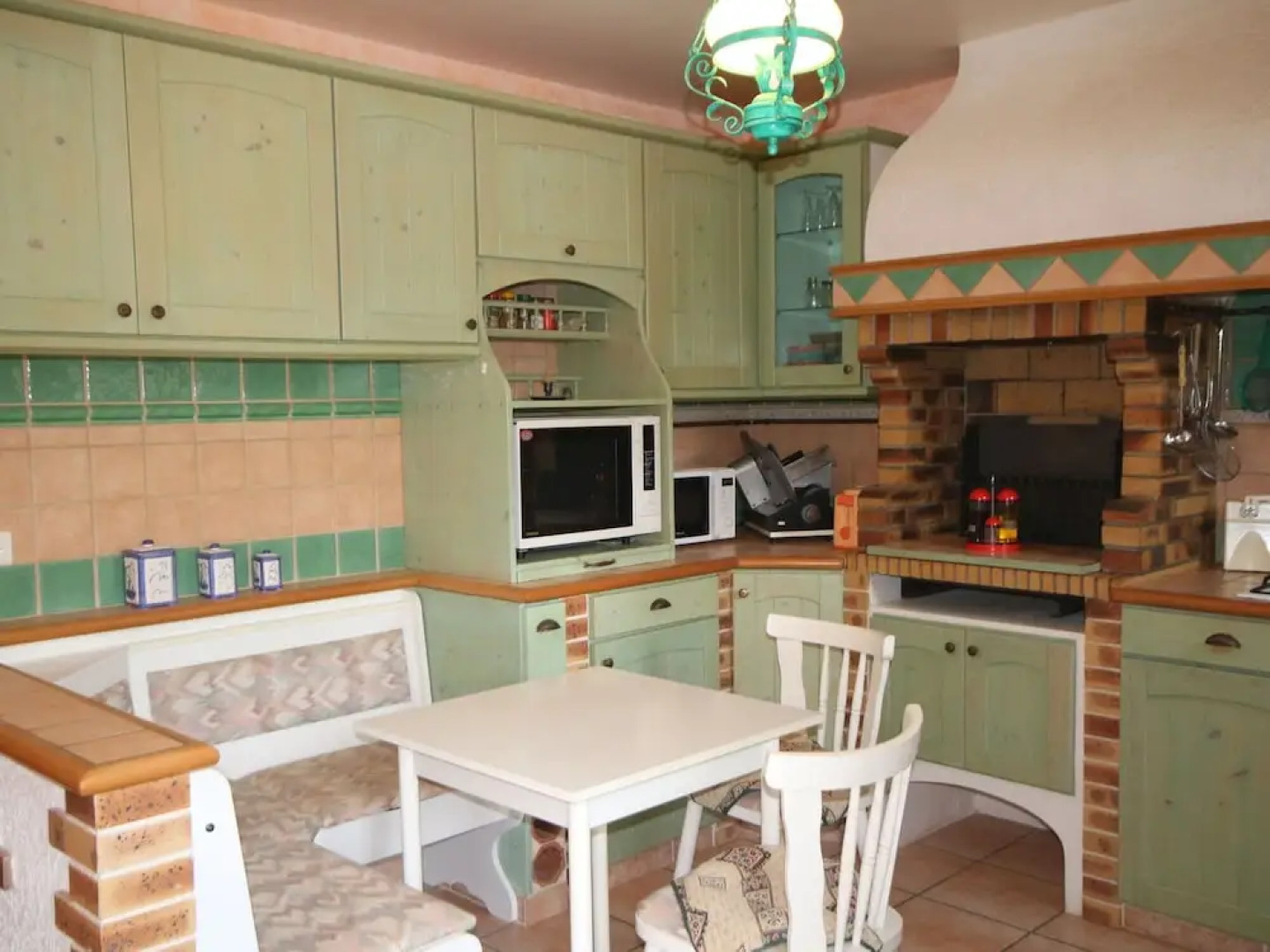 Charming Villa in Salernes France With Parking Space