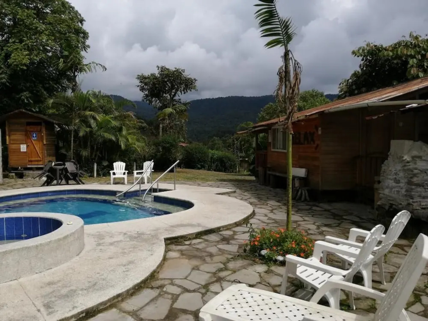 Mindo Paradise Hosteria