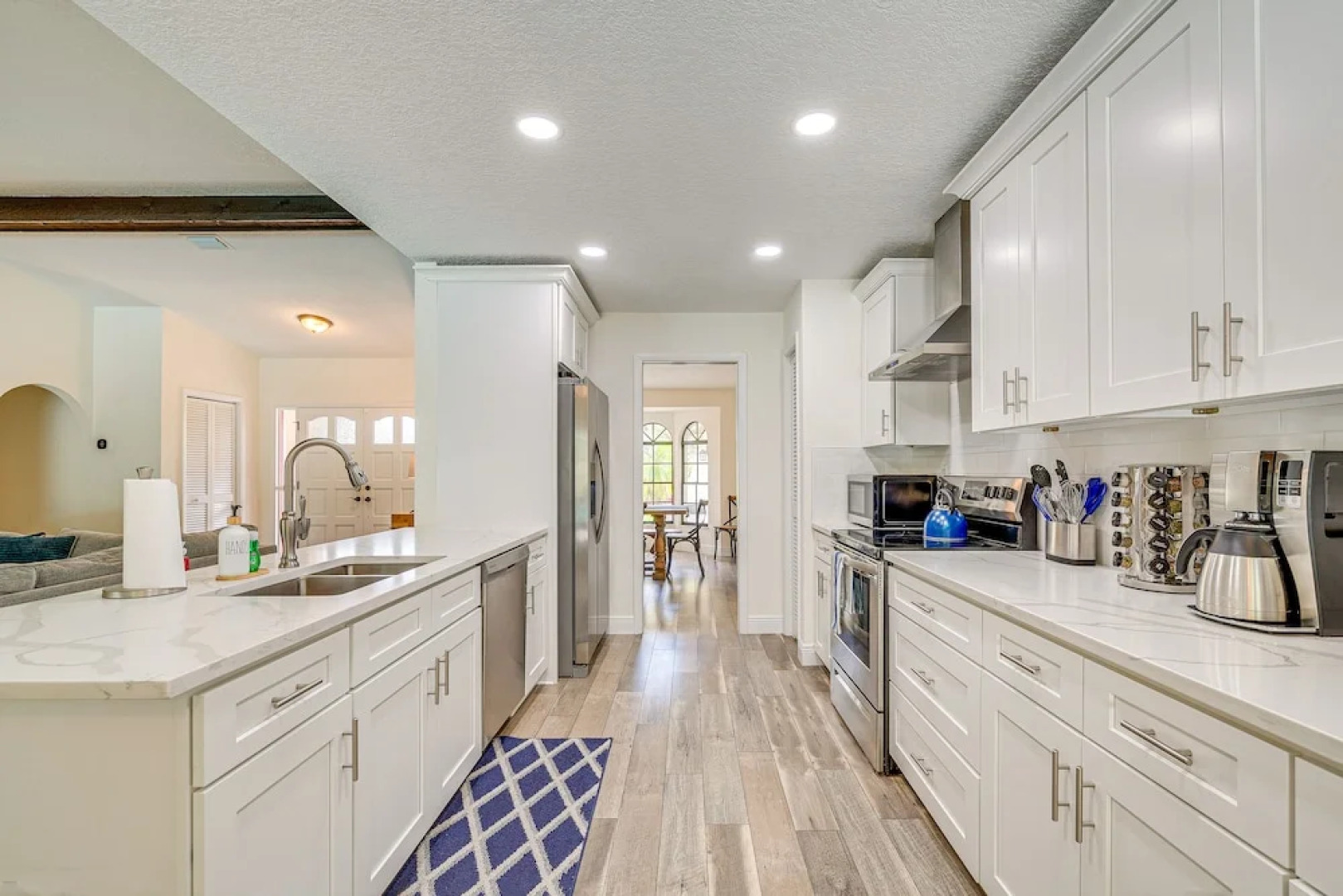 Spring Hill Retreat W/ Pool: 7 Mi To Weeki Wachee!