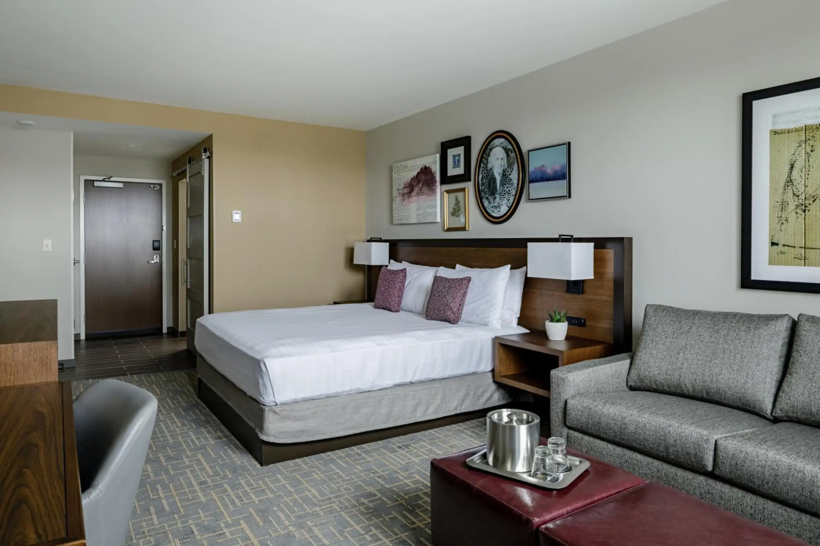 Hotel Madison & Shenandoah Conference Ctr