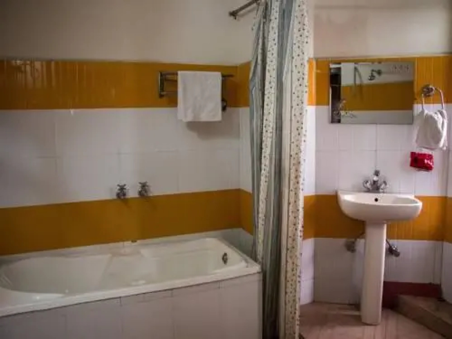 OYO 3616 Hotel Knight Inn Shillong