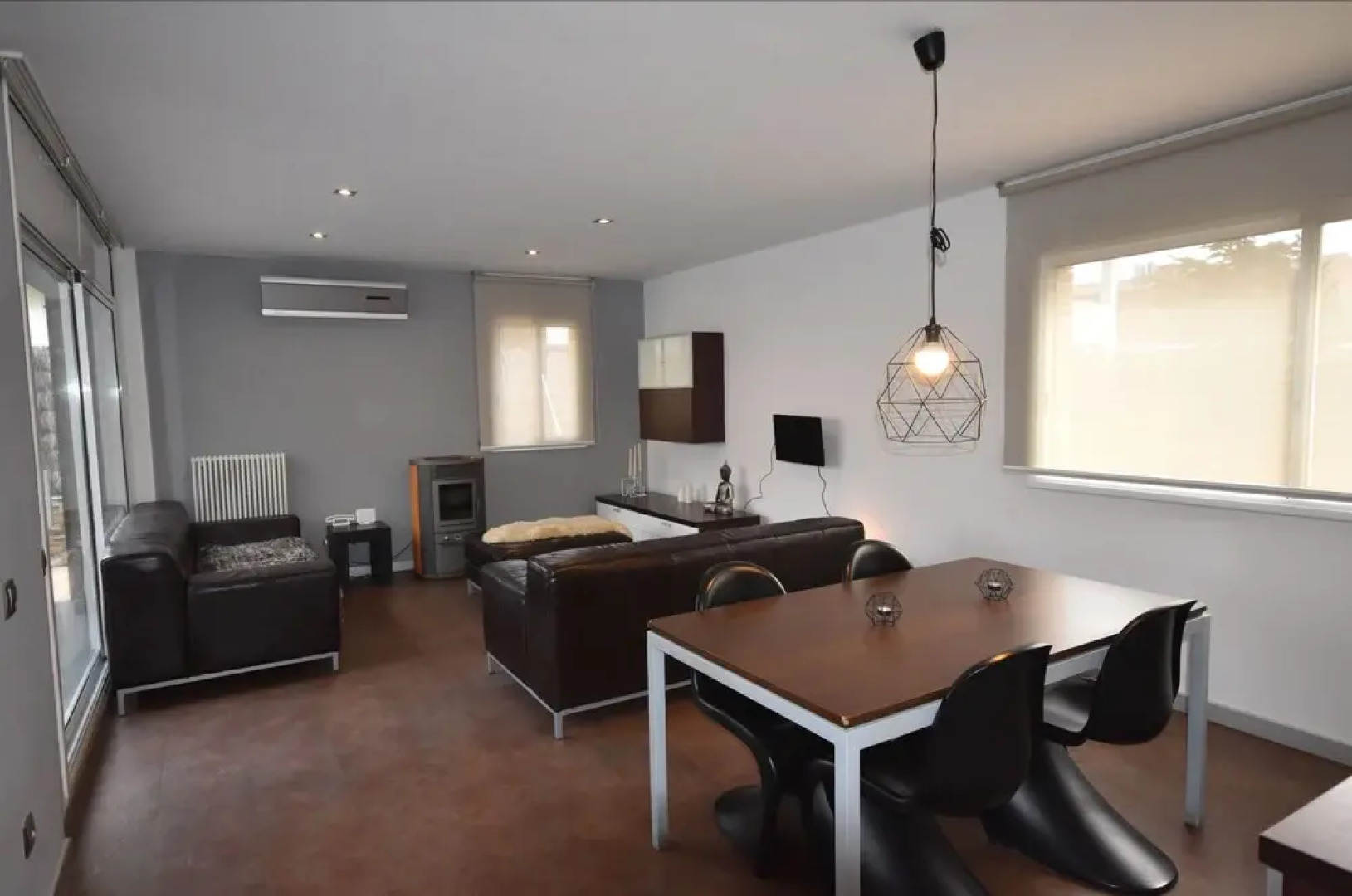 Big House pool and golf