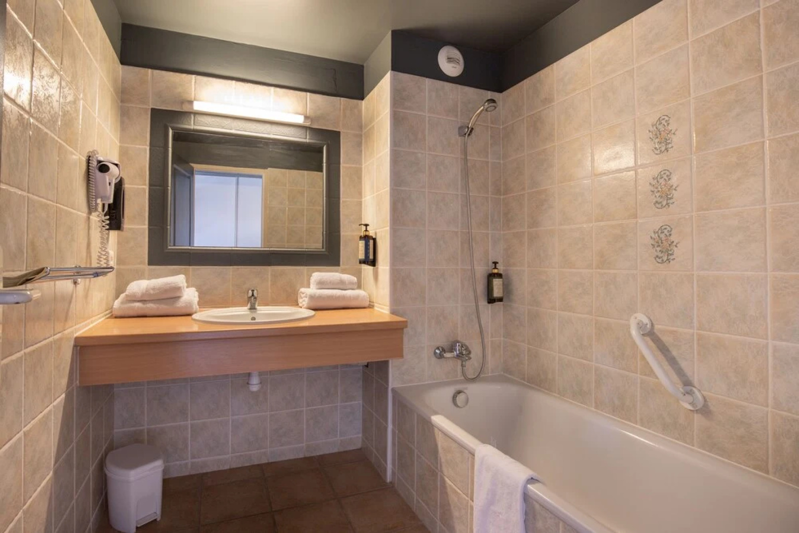 Logis Hotel La Goutte Deau