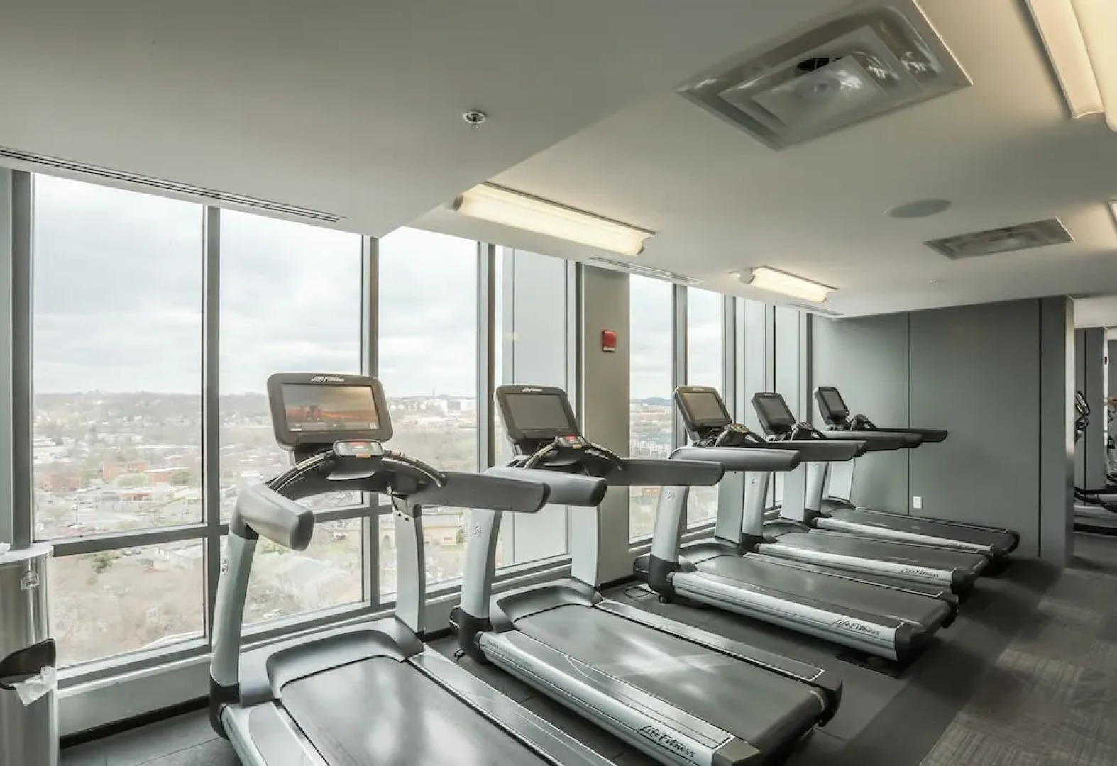 Kasa Alexandria Apartments