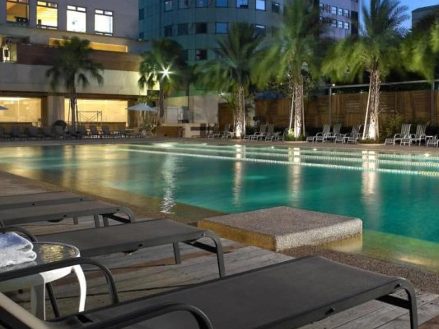 CHECK inn Select Taichung Dadun