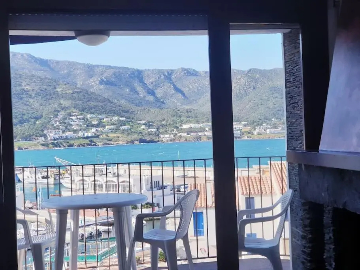 El Pas, Apartamento con vistas al mar L1