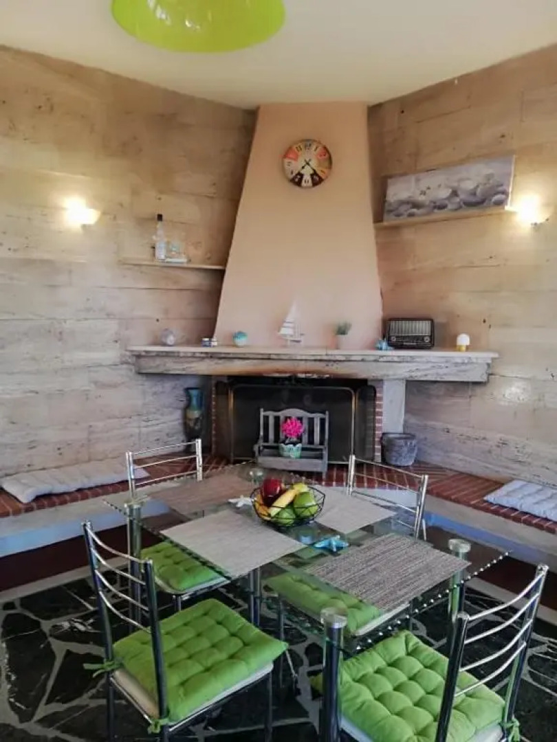 Iro - Kostas House 1