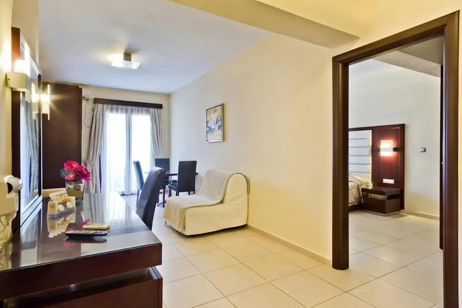 Socrates Hotel Apartments