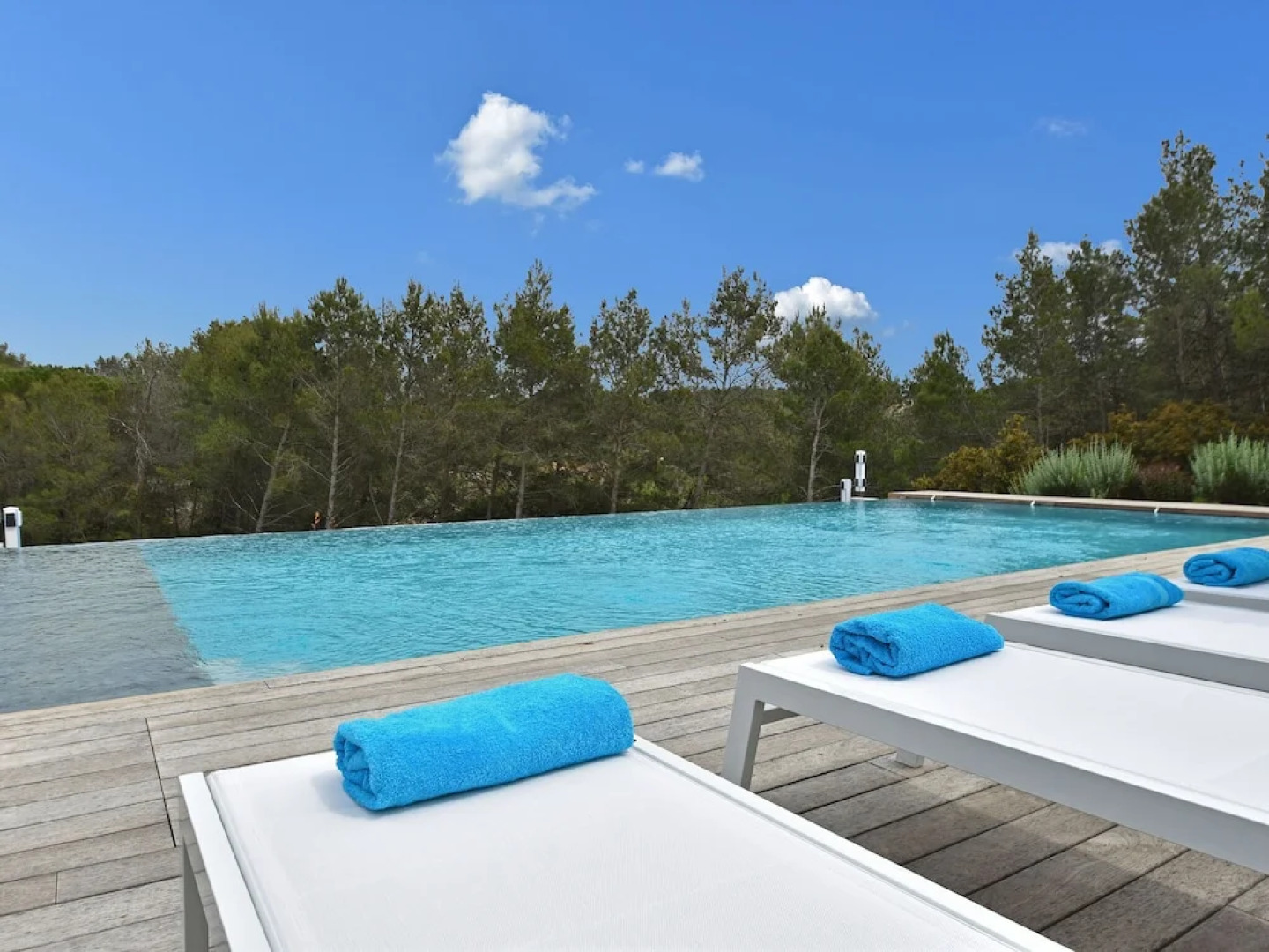 Villa on a High-end Residence in Nîmes With Heated Pool