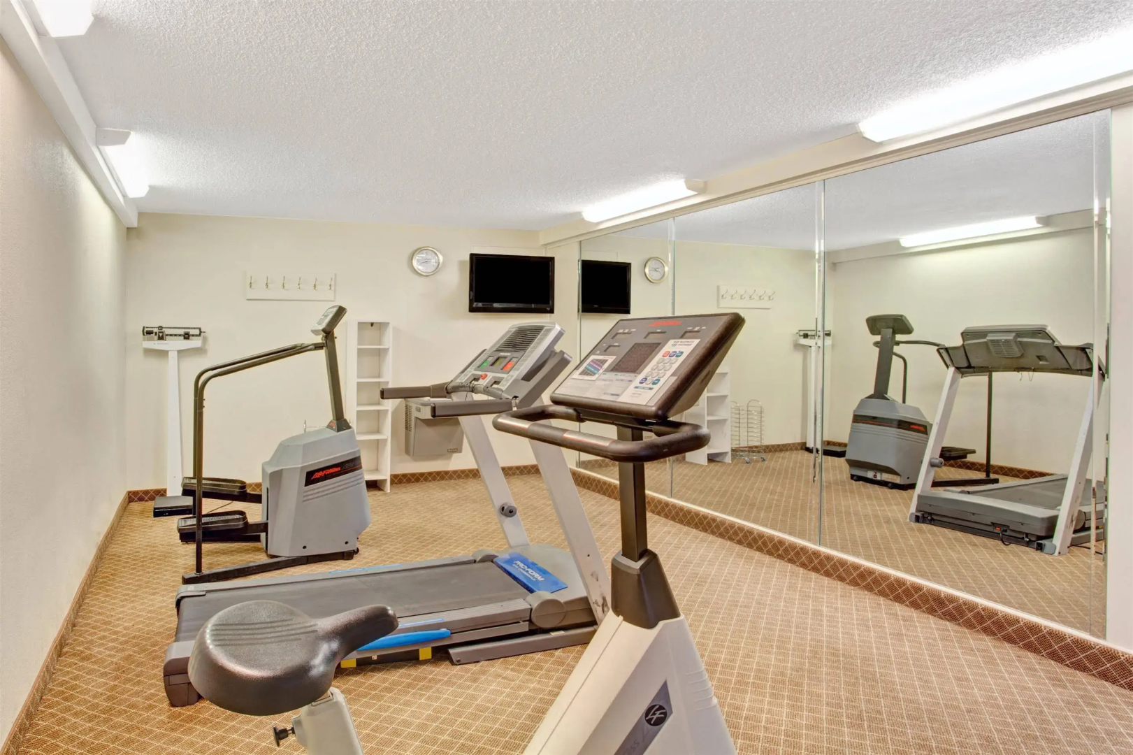 Days Inn by Wyndham Forrest City