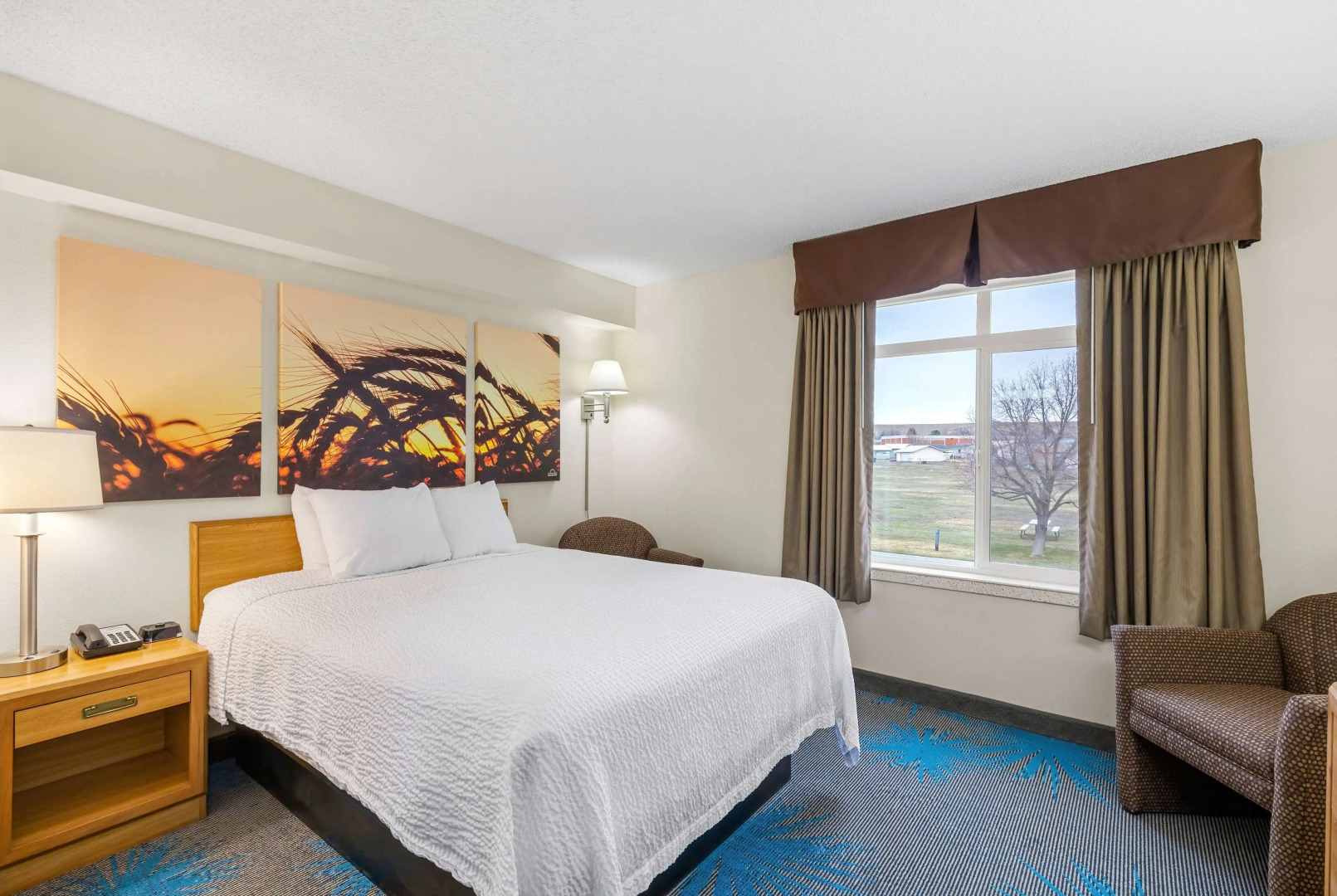 Days Inn by Wyndham Great Falls