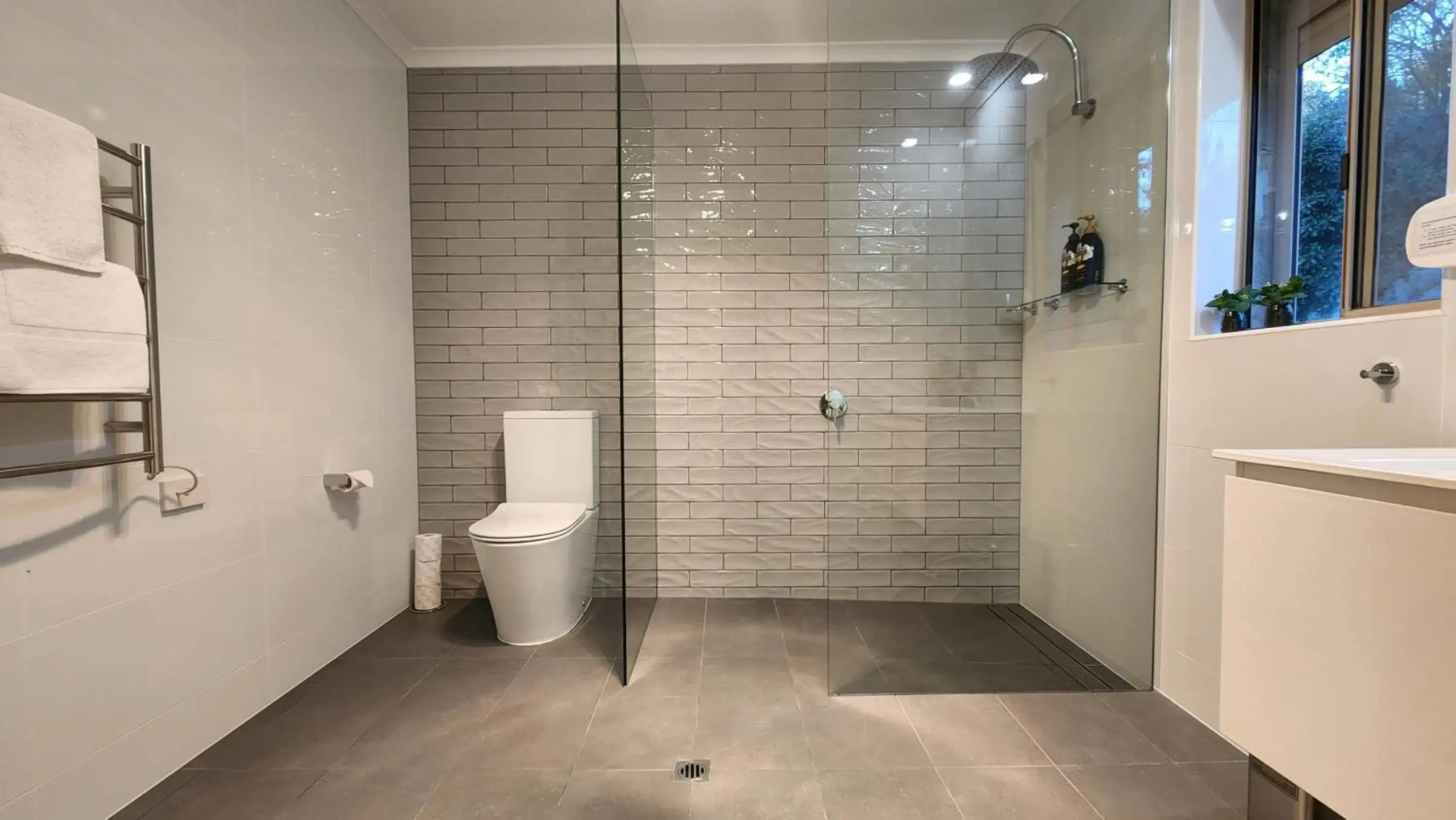 Riesling Trail and Clare Valley Cottages